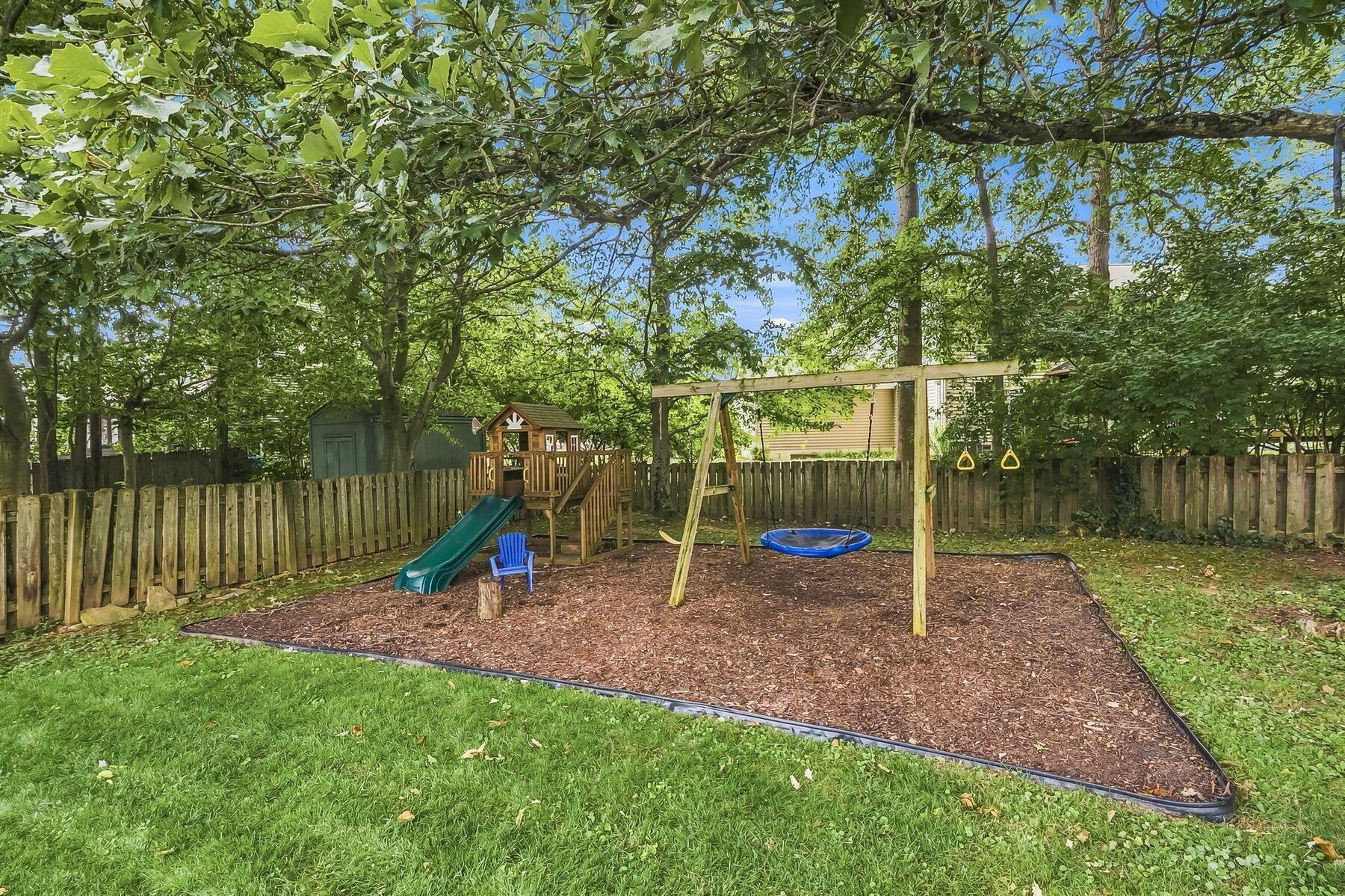 8819 Greenburg Drive Property Photo 32
