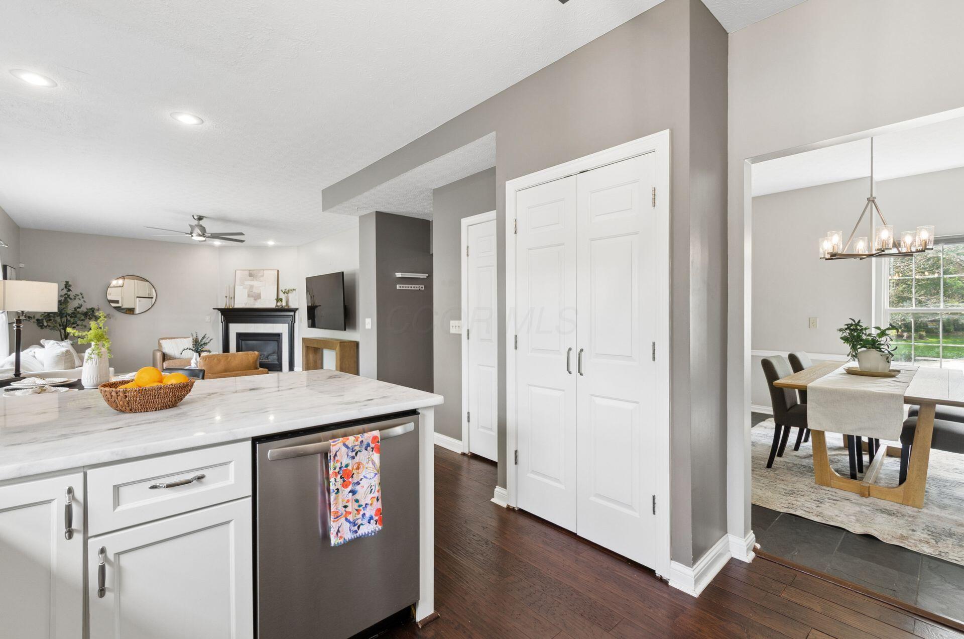 1572 Whitcombe Way Property Photo 17