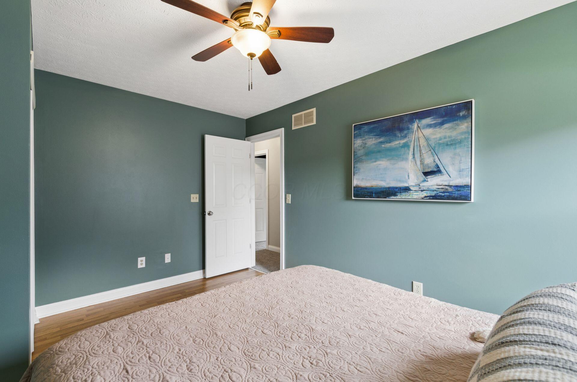 1572 Whitcombe Way Property Photo 34
