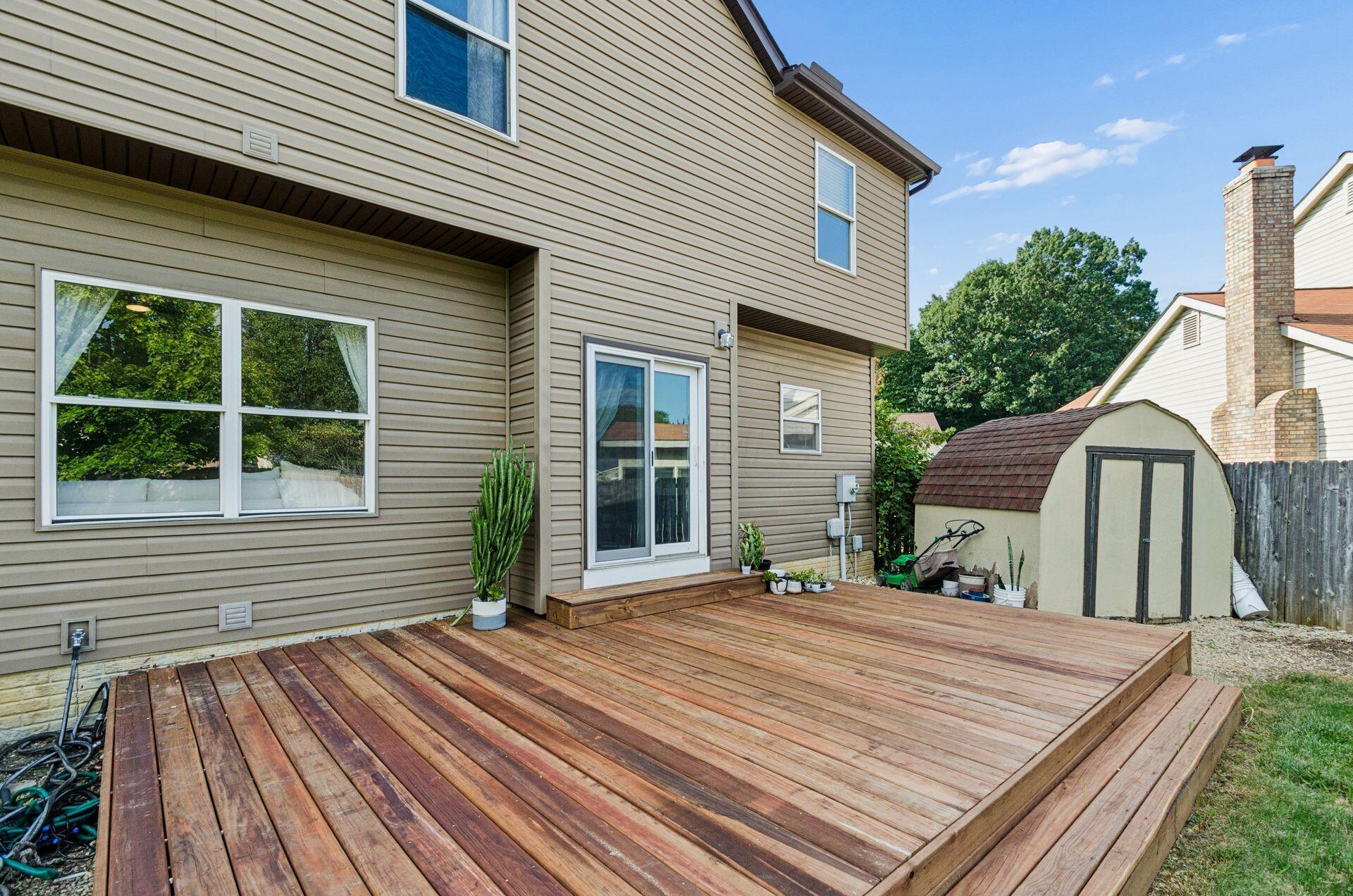 1572 Whitcombe Way Property Photo 39