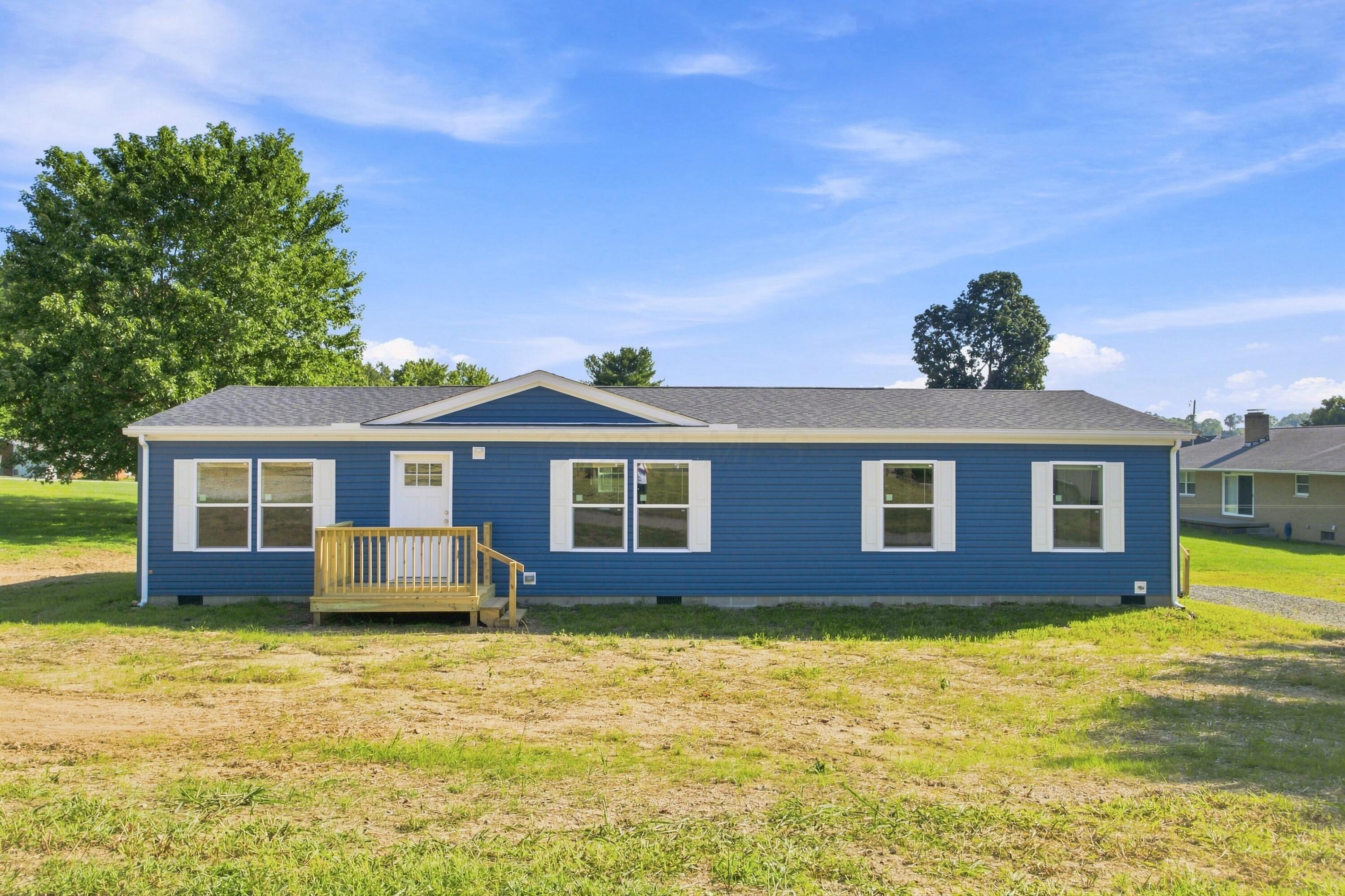 18432 Laurel Street Property Photo 1