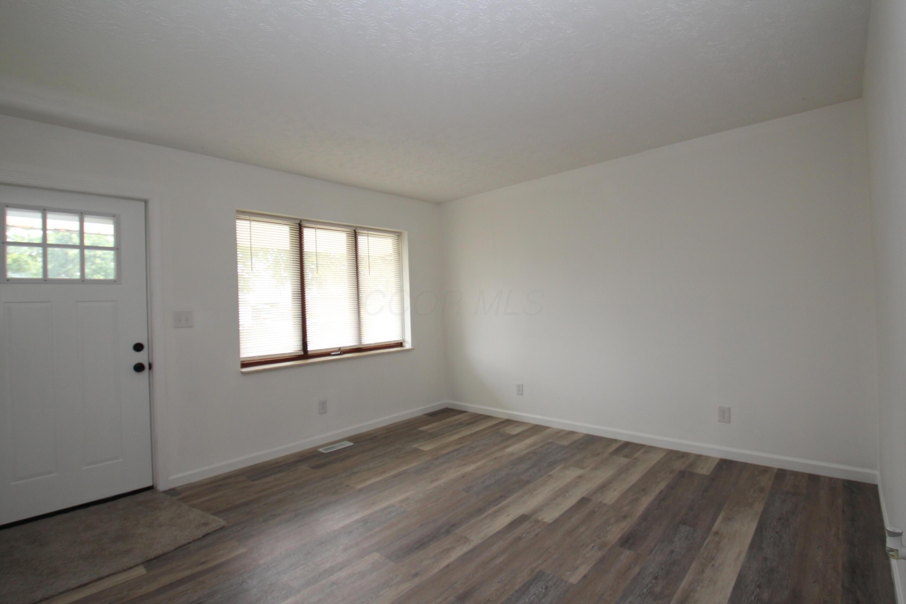 310 N Yencer Street Property Photo 6
