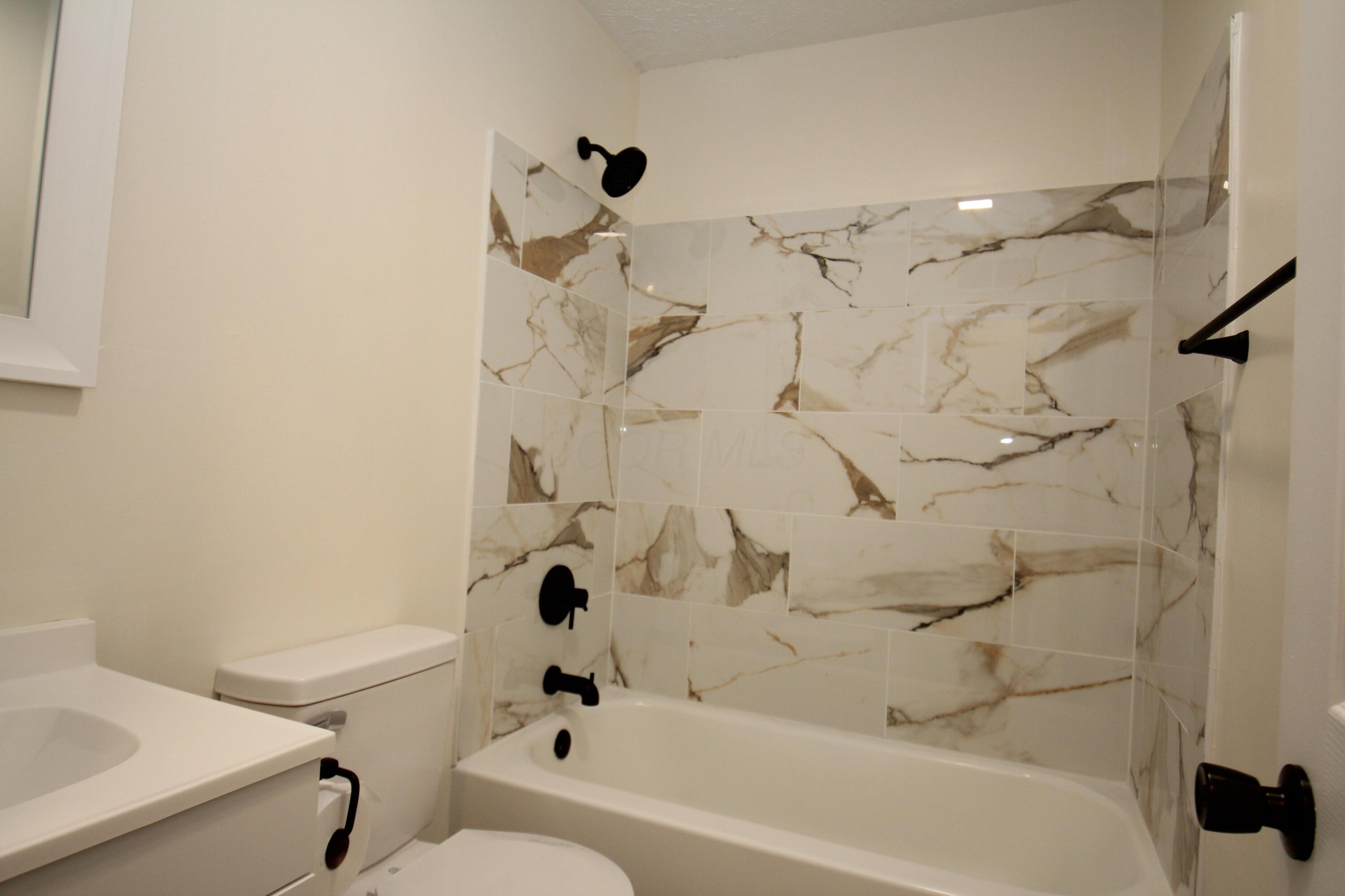 310 N Yencer Street Property Photo 14