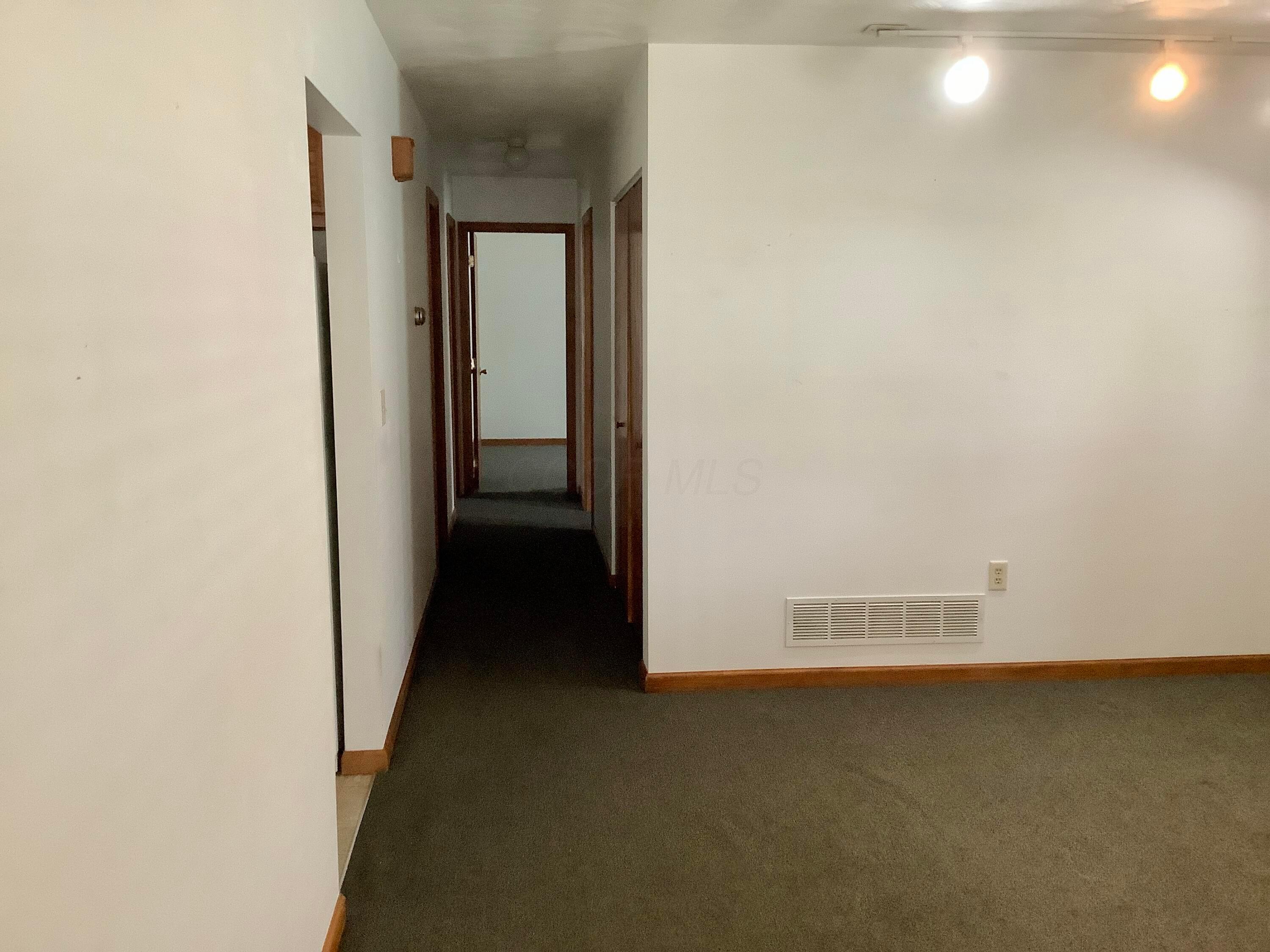 104 Highland Property Photo 5