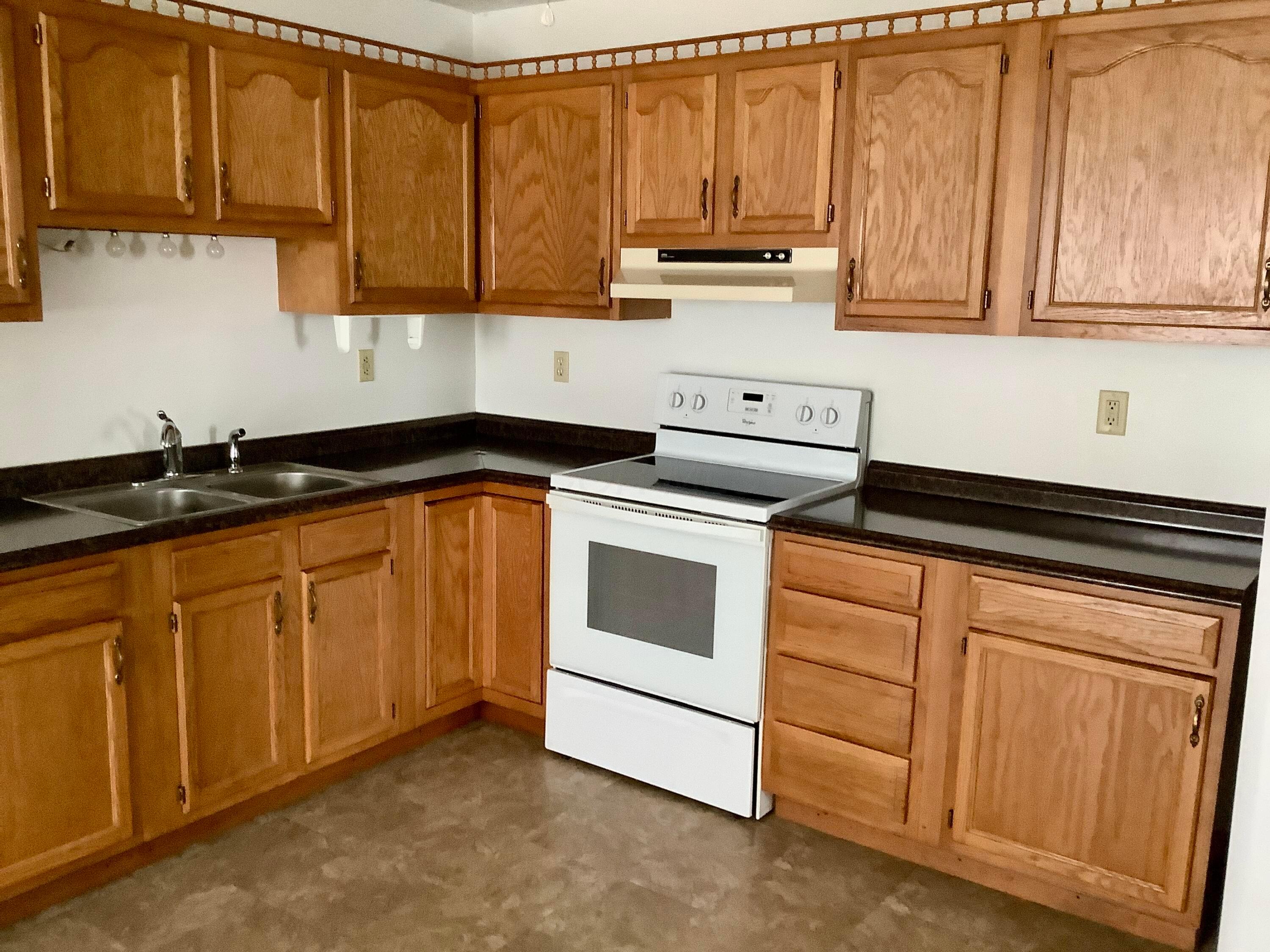 104 Highland Property Photo 8