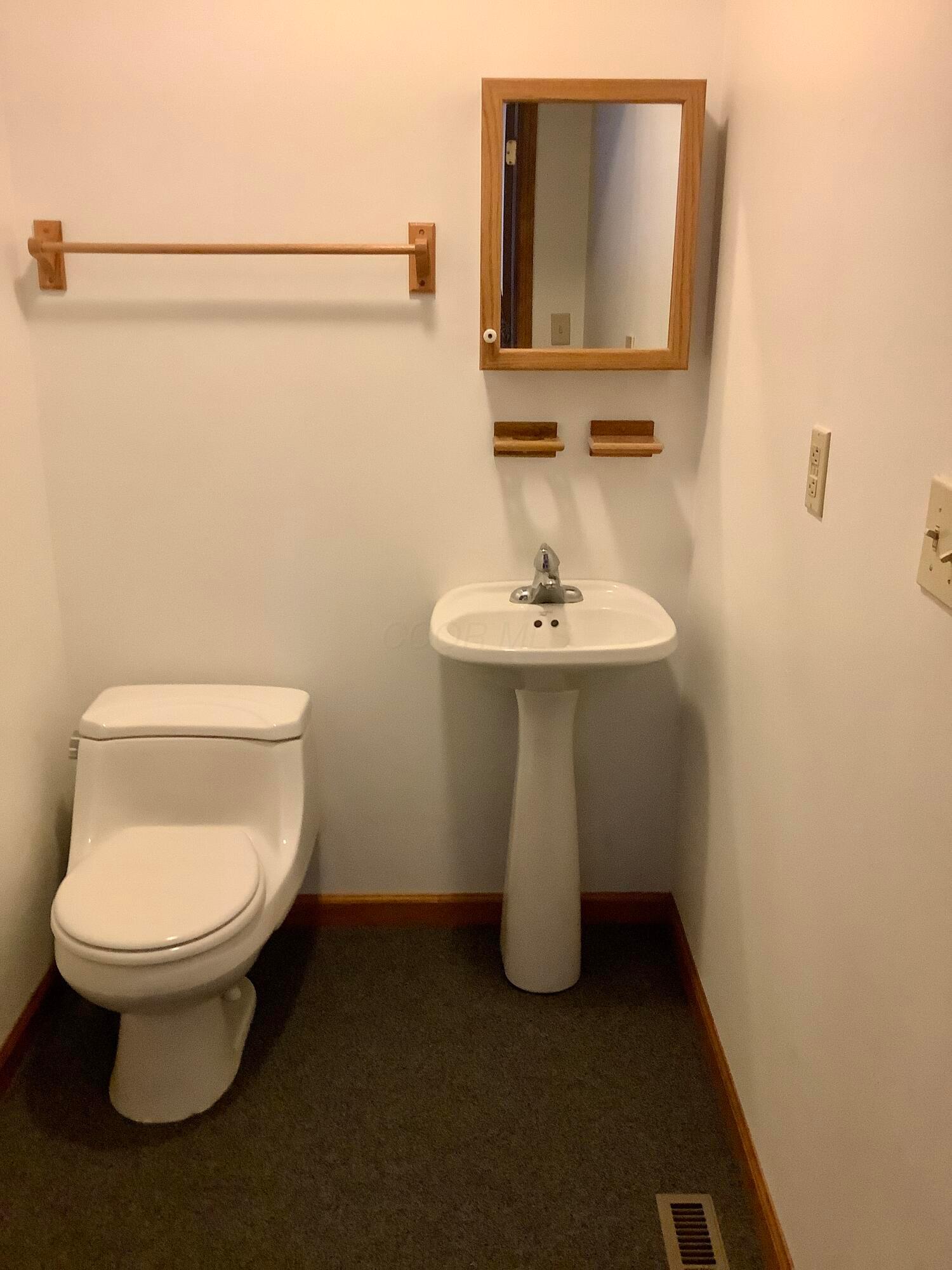 104 Highland Property Photo 18