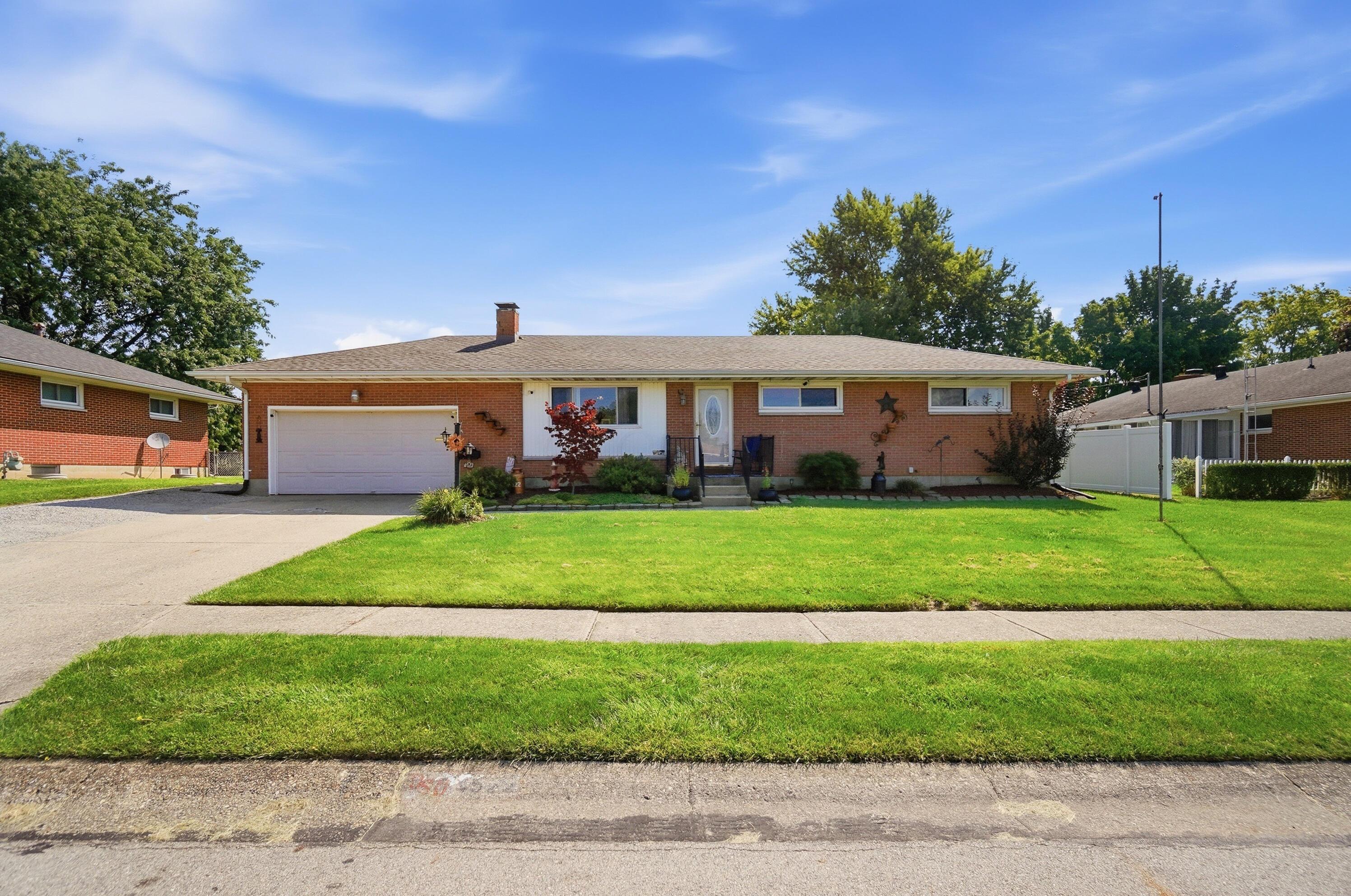 4522 Laredo Street Property Photo 2