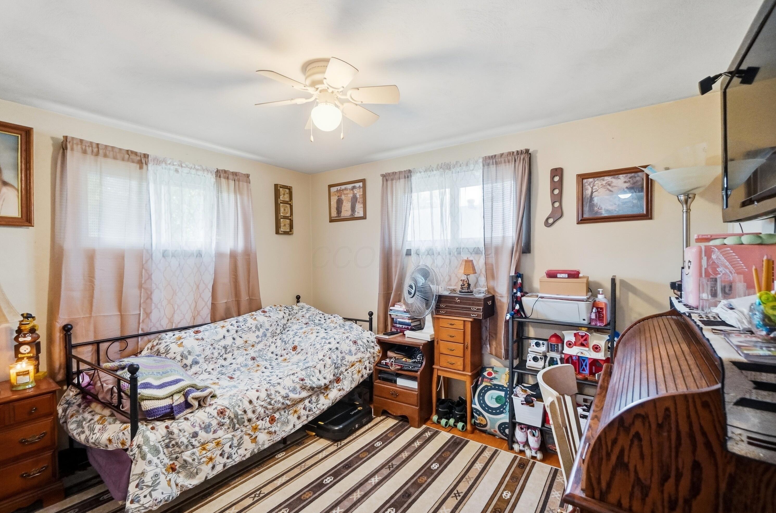 4522 Laredo Street Property Photo 22
