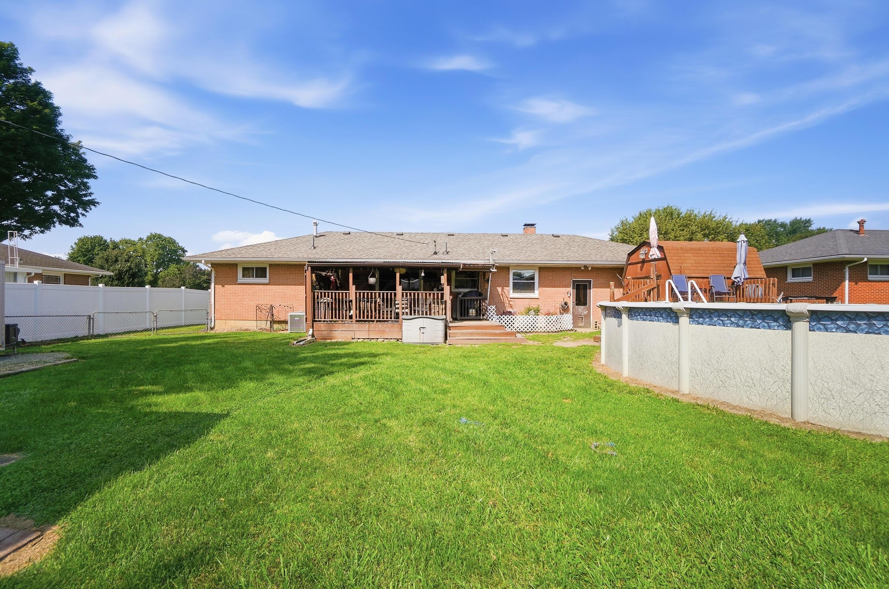 4522 Laredo Street Property Photo 44