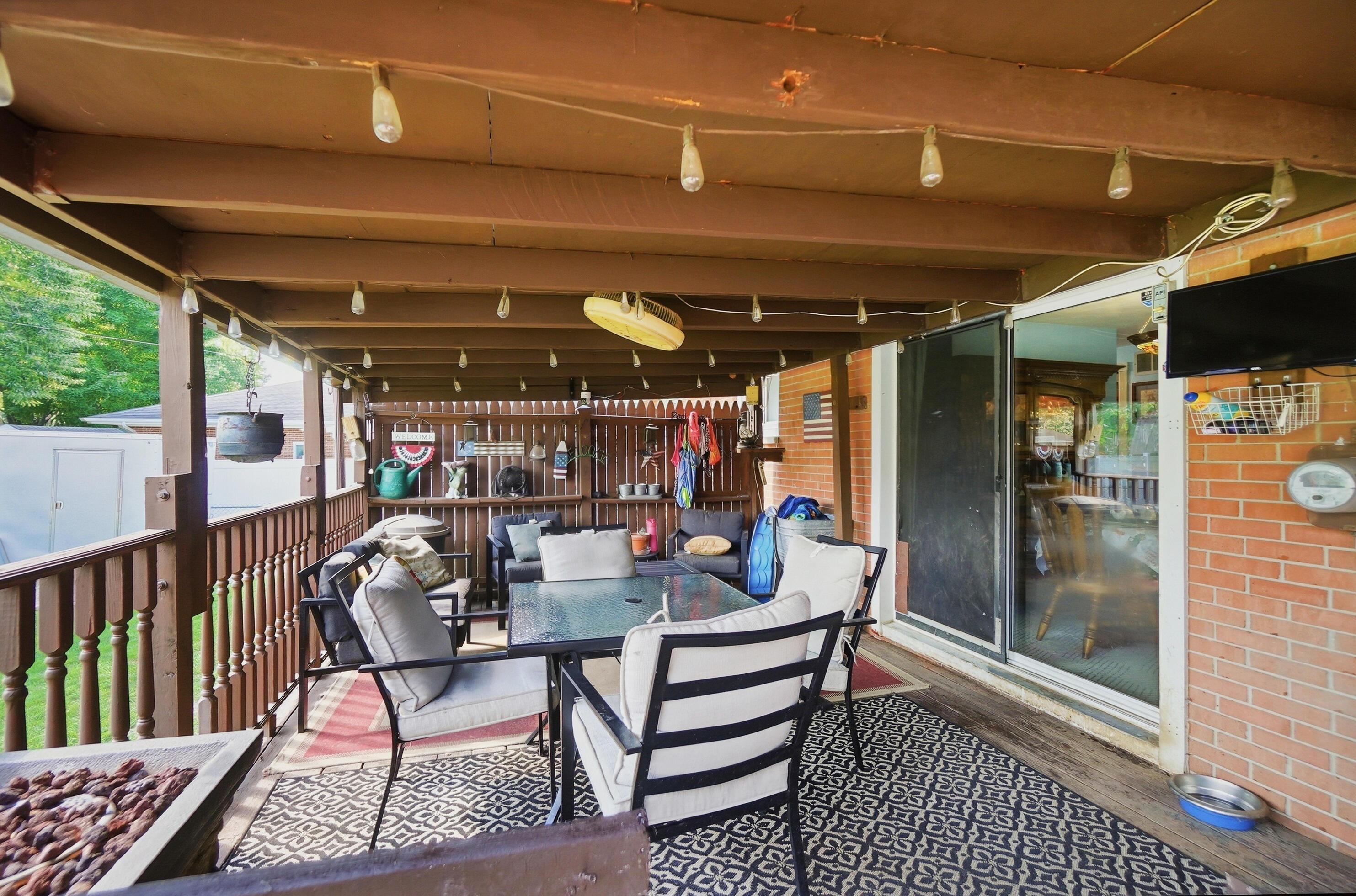 4522 Laredo Street Property Photo 49