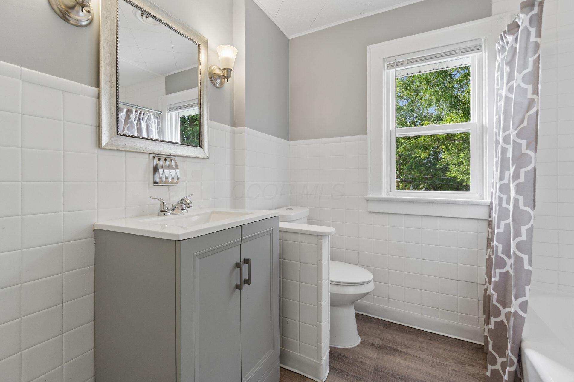 611 E Jenkins Avenue Property Photo 11