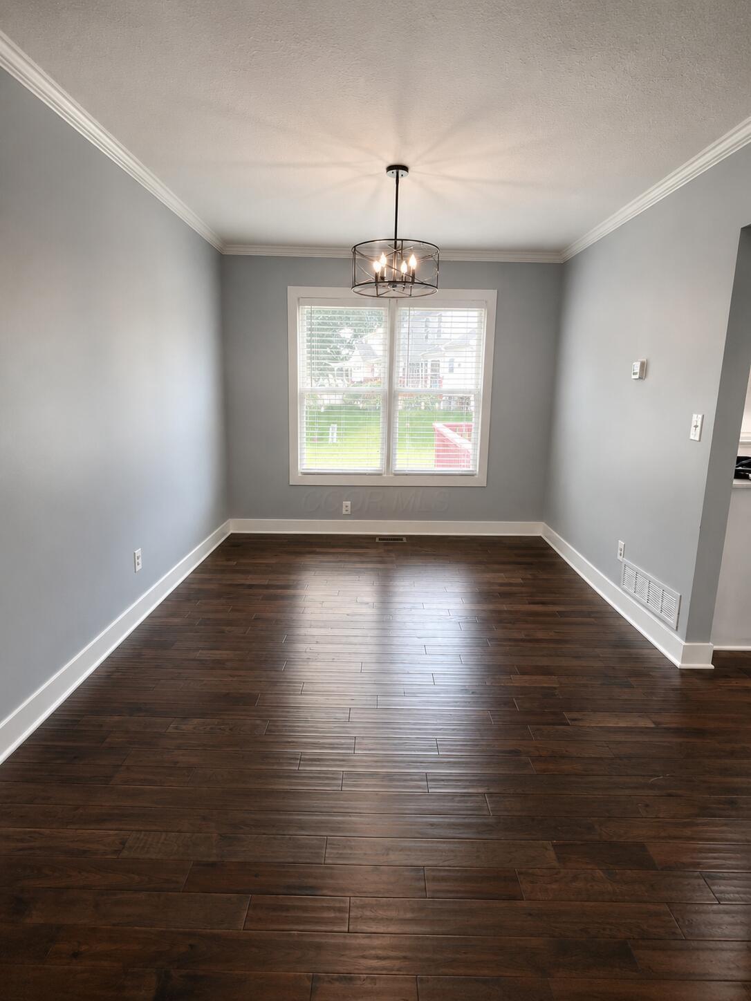 8183 Willow Brook Crossing Drive Property Photo 7