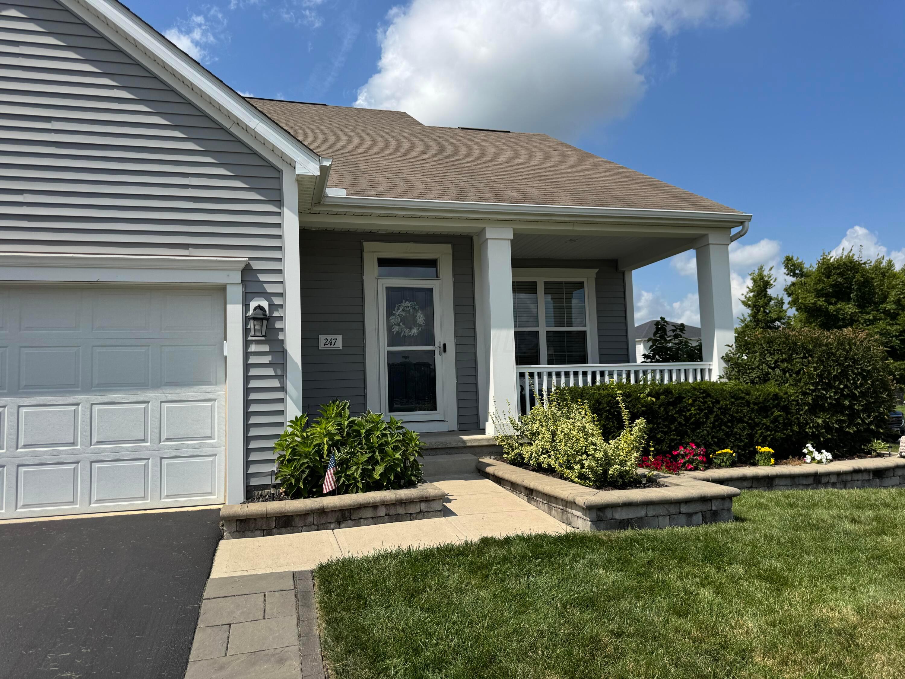 247 Cloverhill Drive Property Photo 3