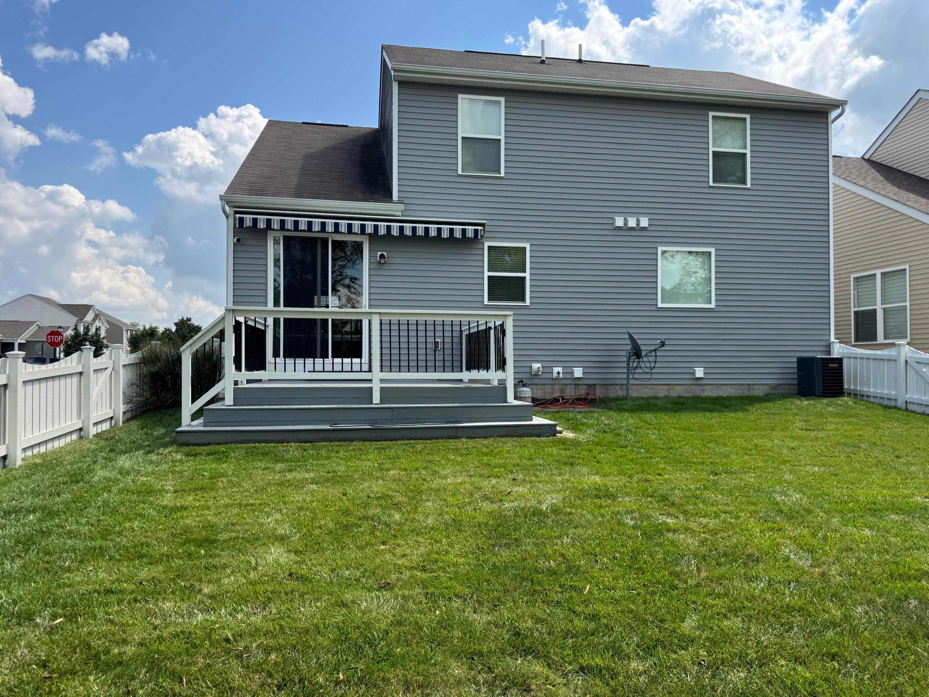 247 Cloverhill Drive Property Photo 5