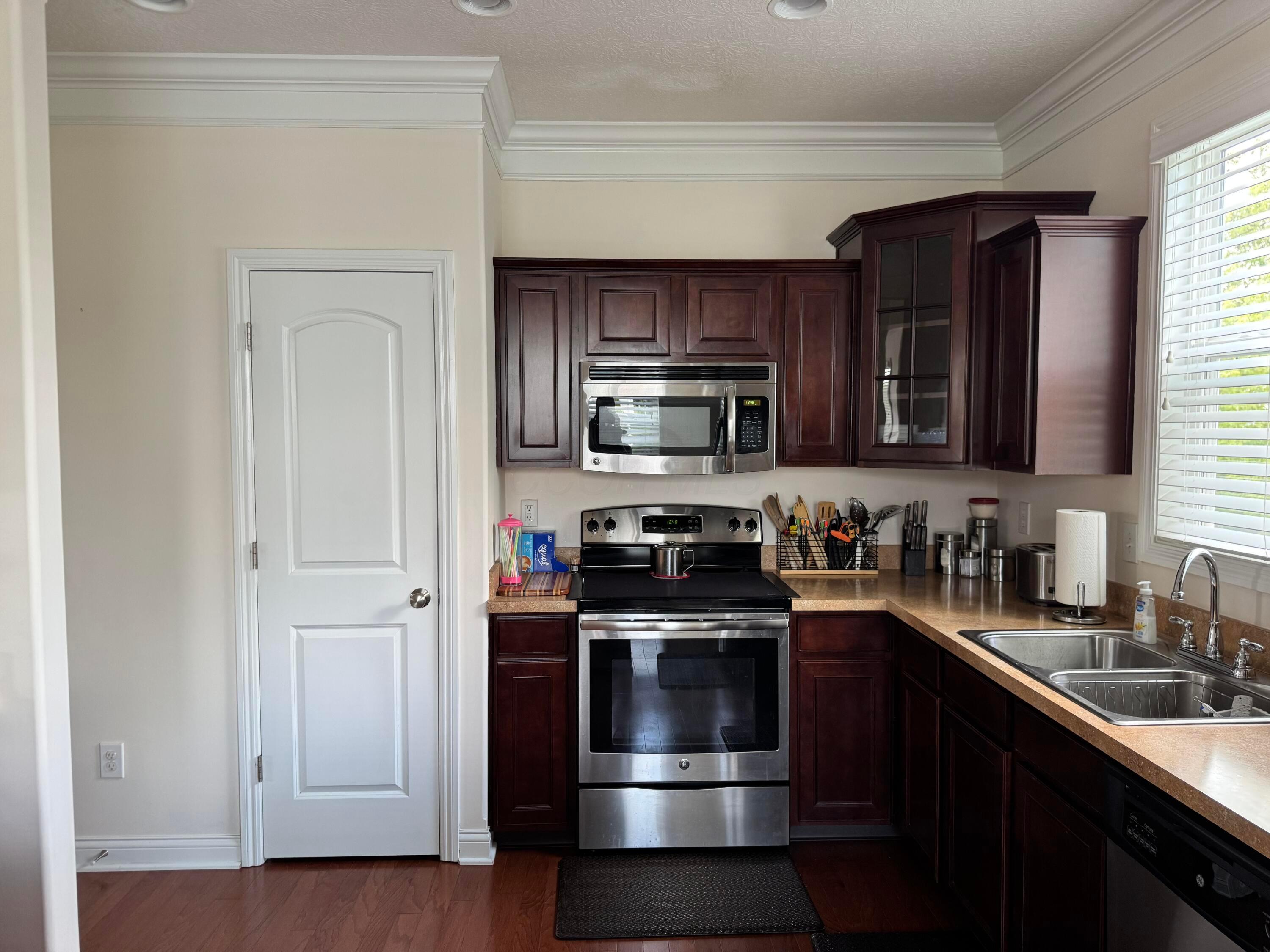 247 Cloverhill Drive Property Photo 18