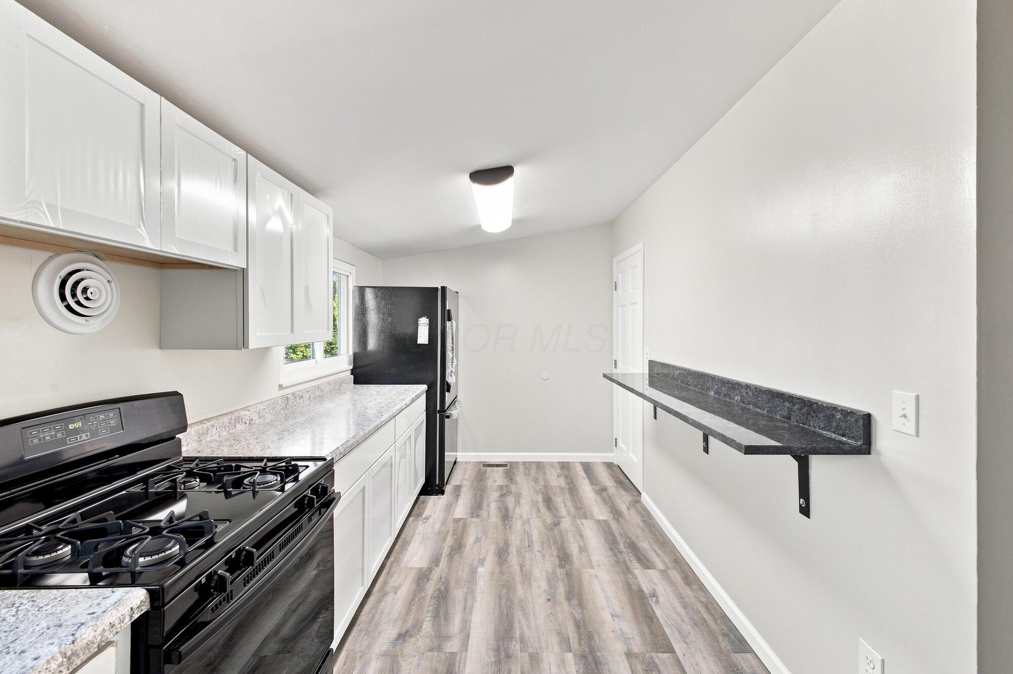 15 Carlisle Avenue Property Photo 10