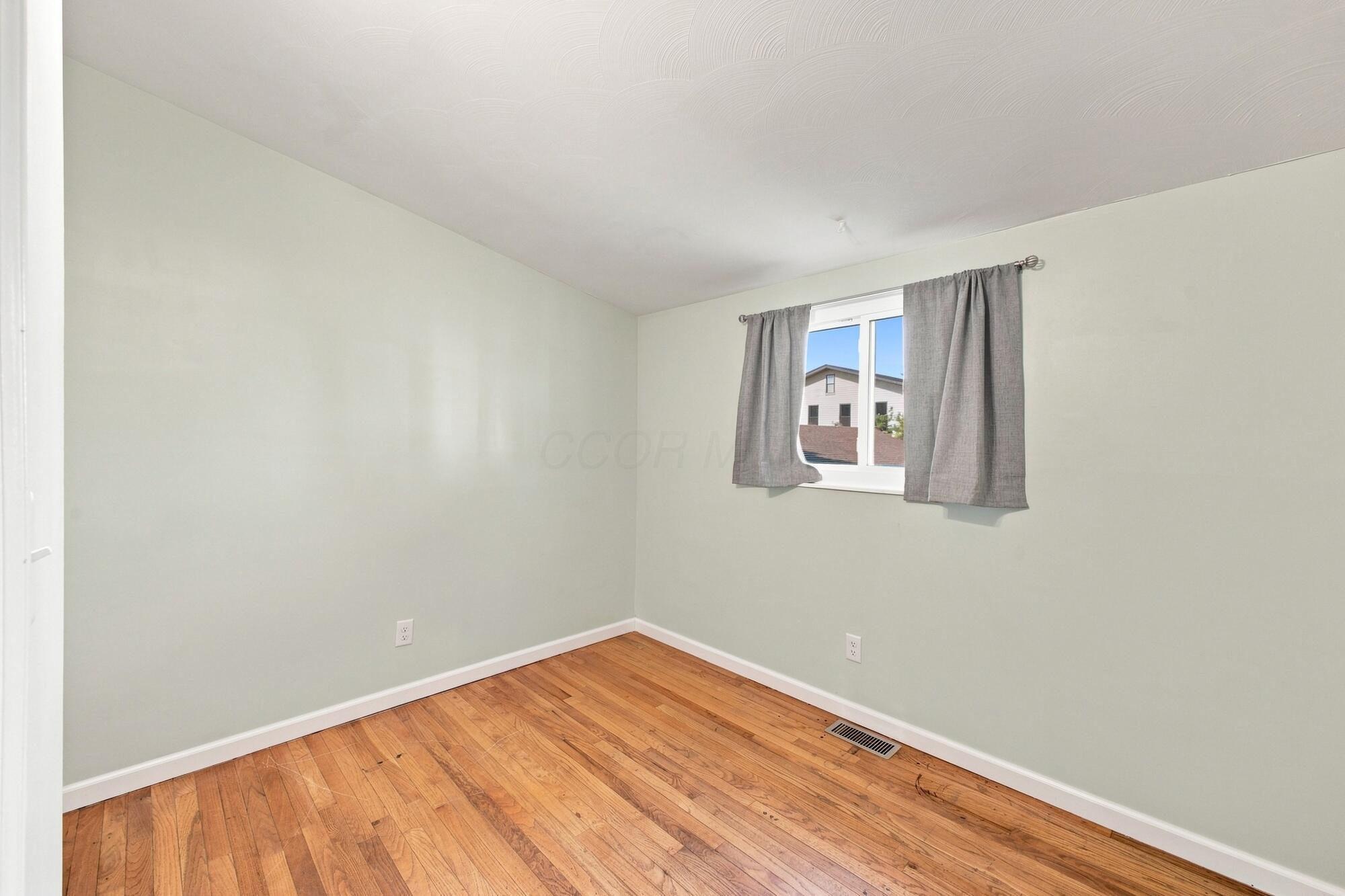 15 Carlisle Avenue Property Photo 17