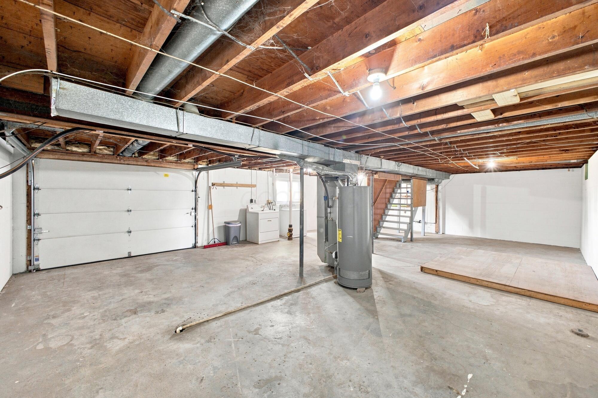 15 Carlisle Avenue Property Photo 26