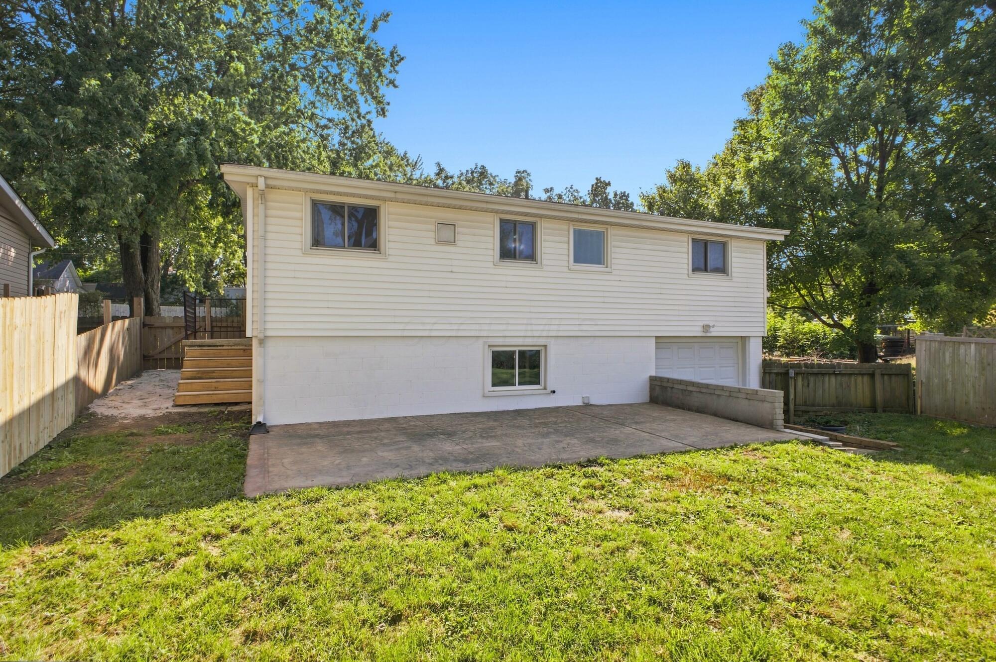 15 Carlisle Avenue Property Photo 32