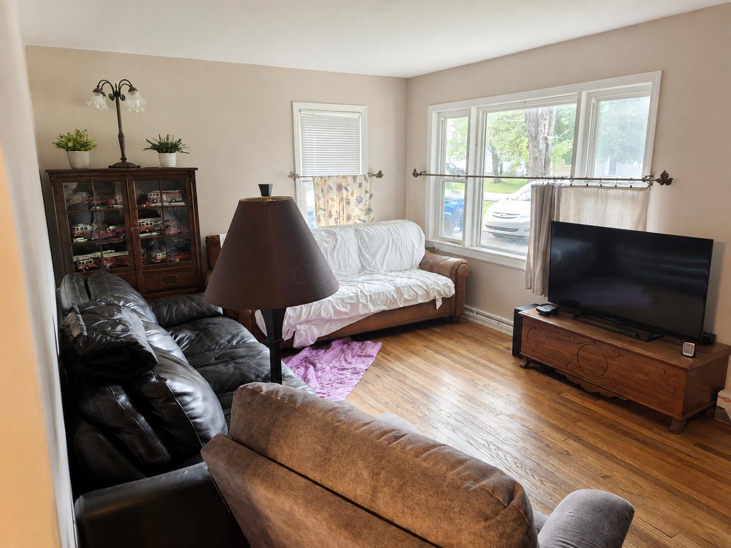 1111 Lang Road Property Photo 3