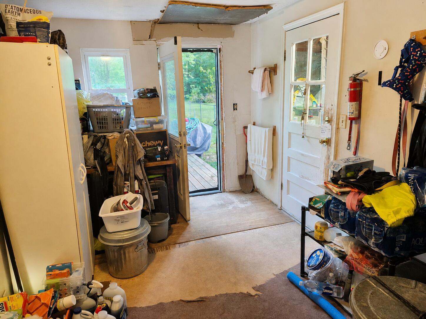 1111 Lang Road Property Photo 9