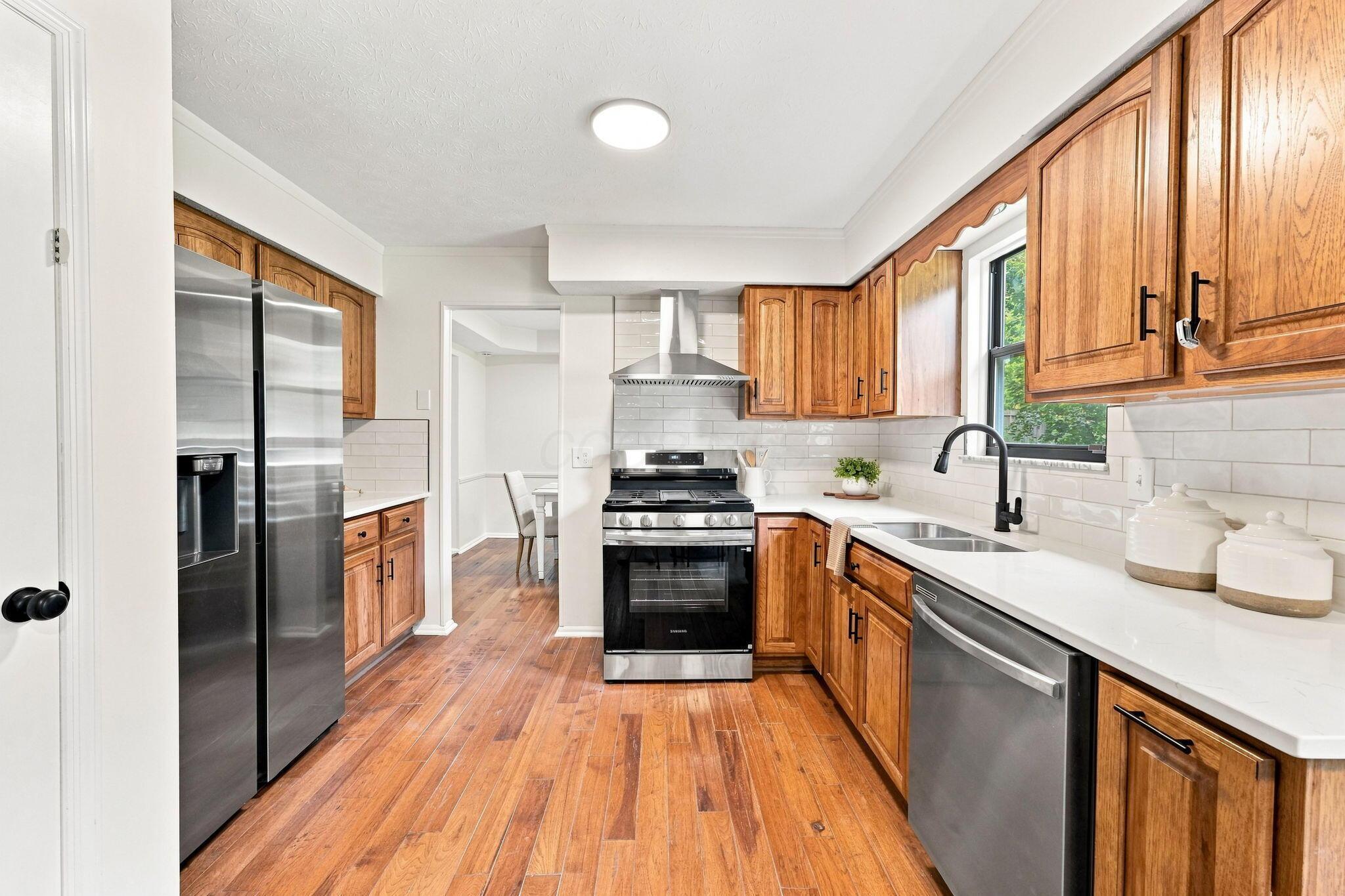 11490 Forest Lane Avenue Property Photo 16