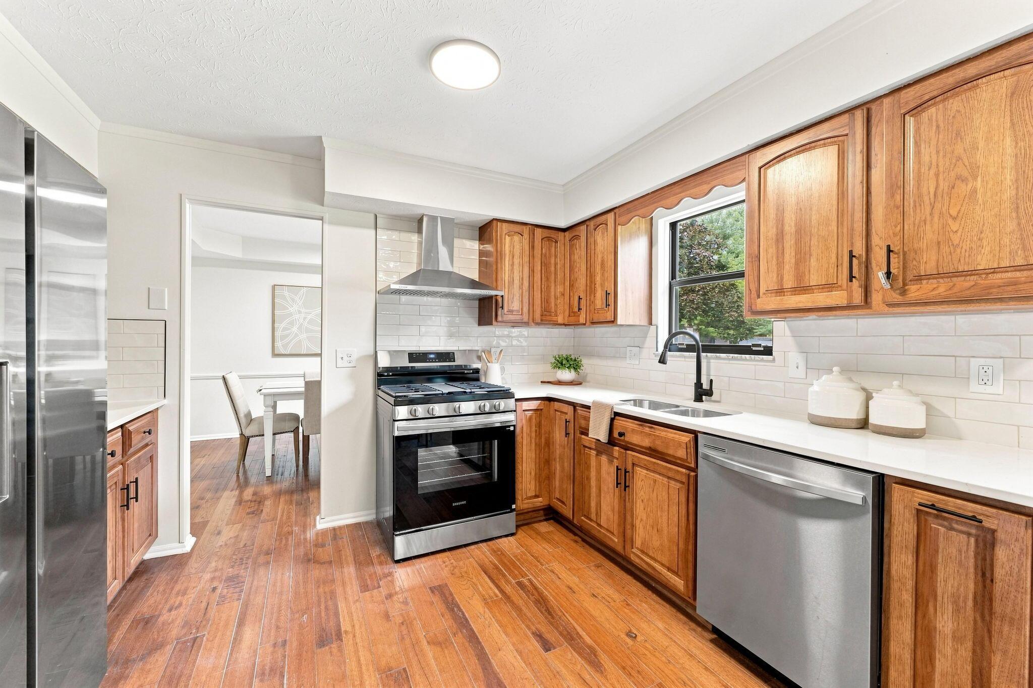 11490 Forest Lane Avenue Property Photo 17