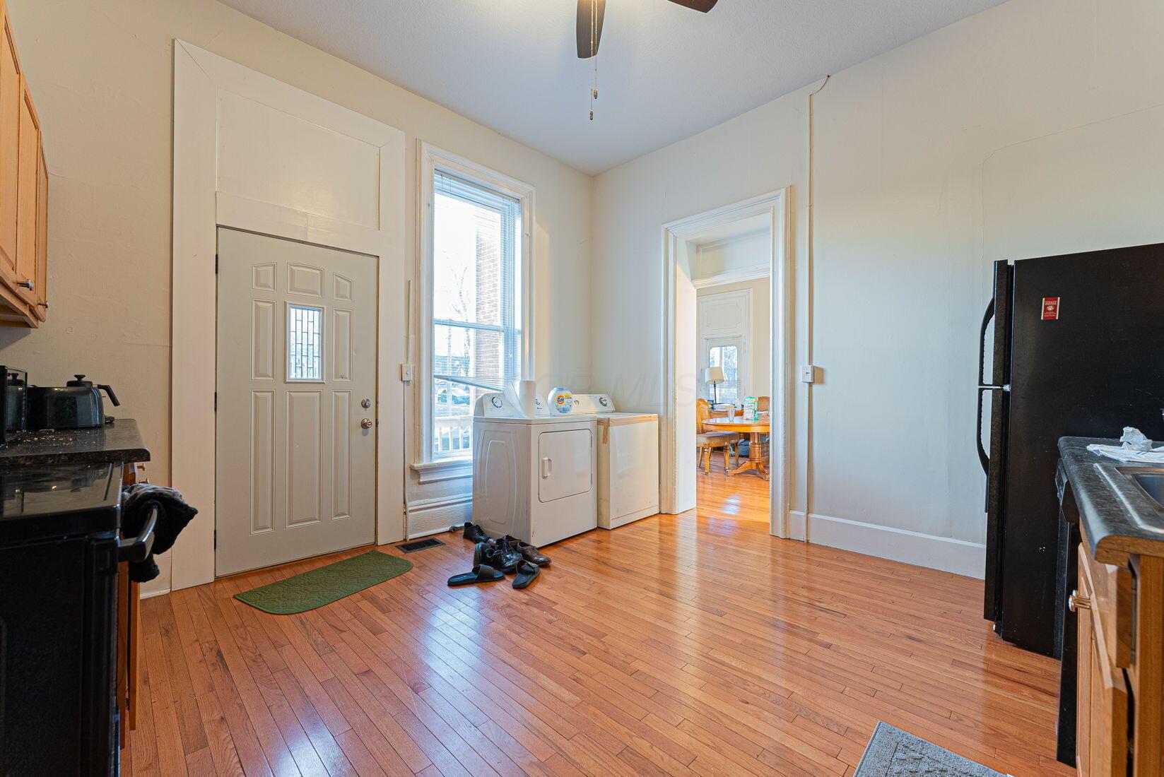 81 Park Avenue Property Photo 32