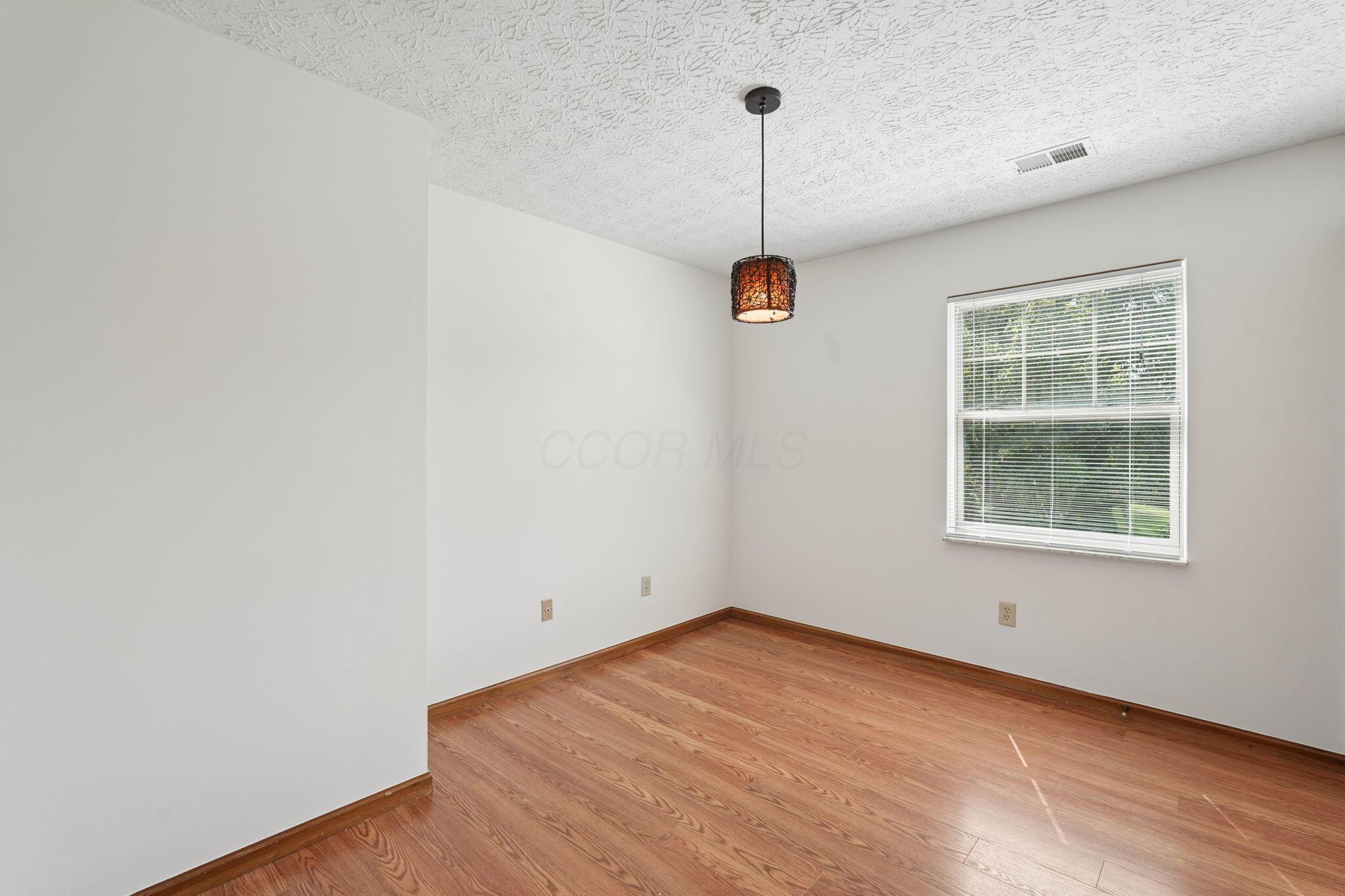 5714 Whispering Oak Boulevard Property Photo 30