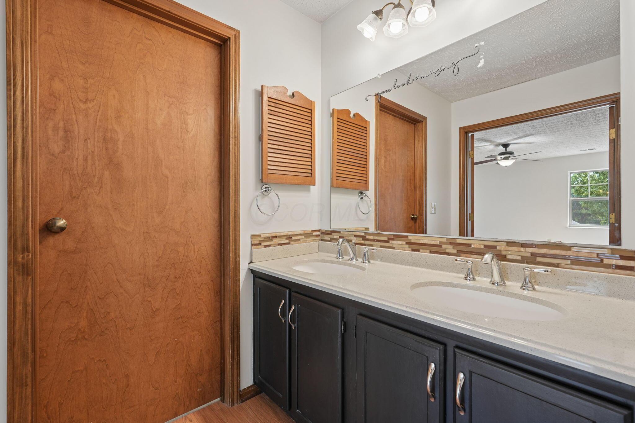 5714 Whispering Oak Boulevard Property Photo 39