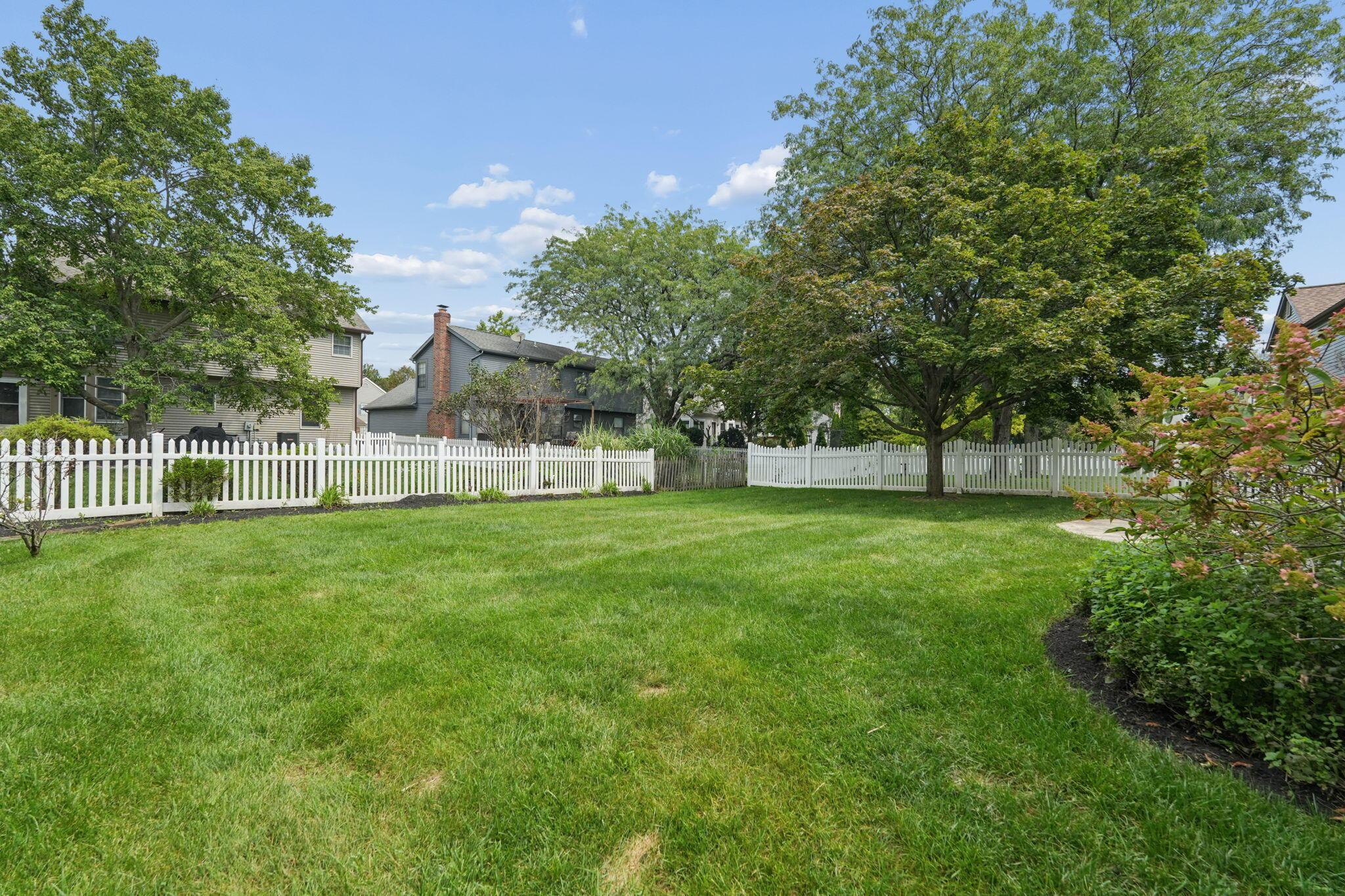 5714 Whispering Oak Boulevard Property Photo 48