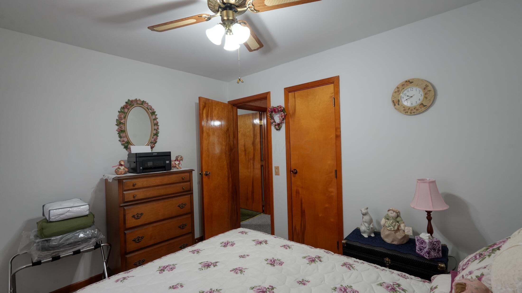 100 Vicky Lane Se Property Photo 4