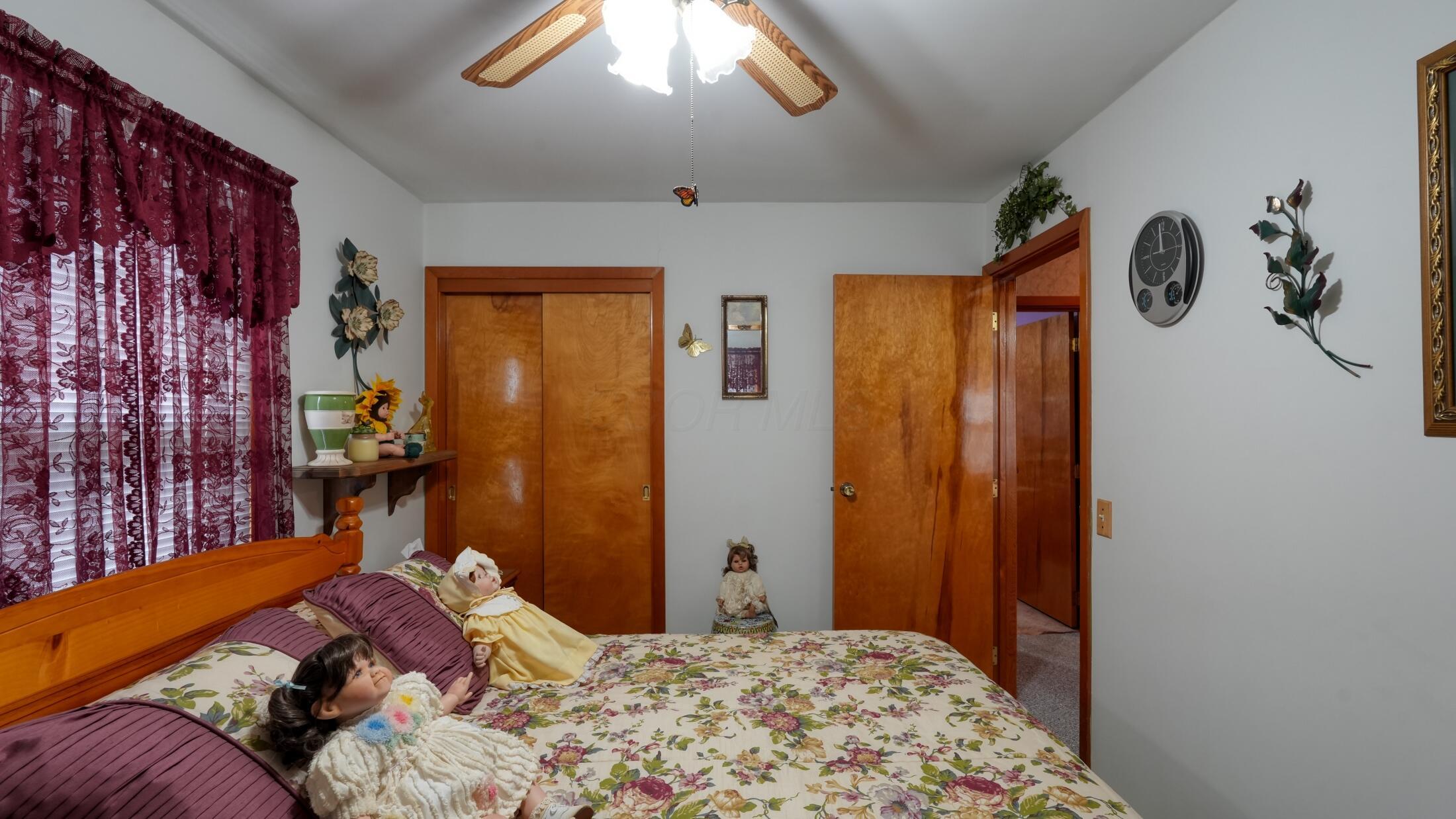 100 Vicky Lane Se Property Photo 6