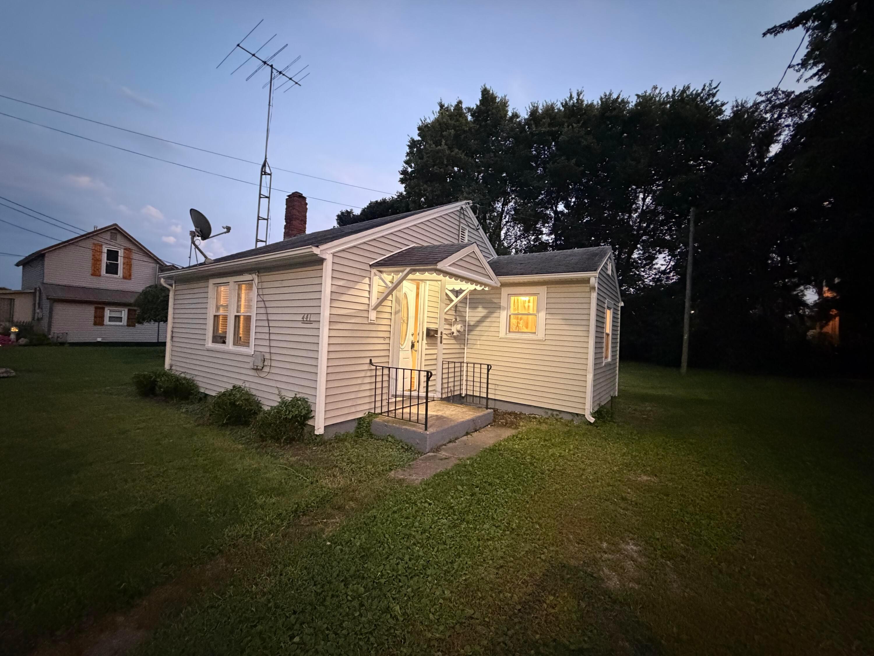 441 E Main Street Property Photo 11