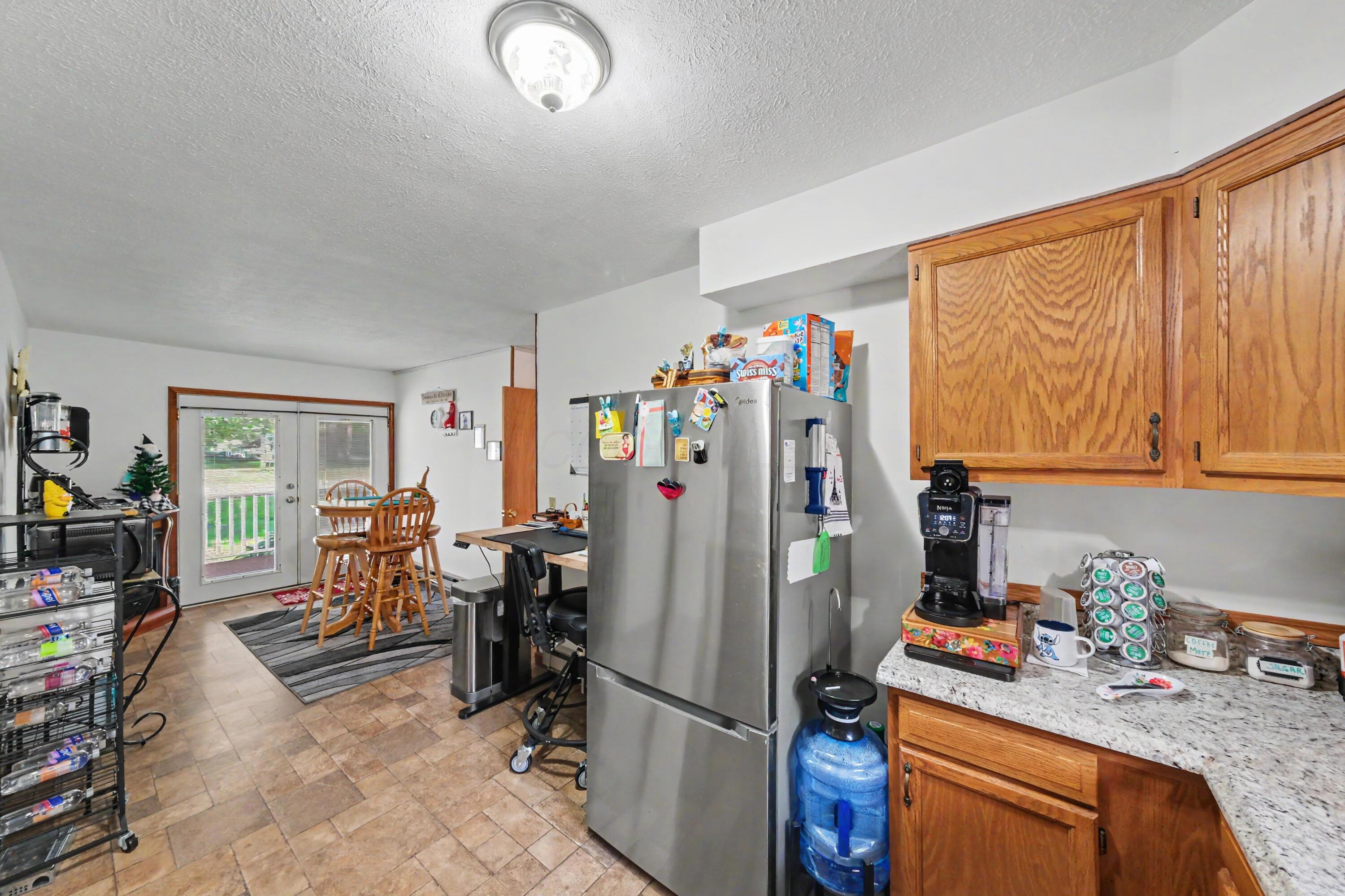 972 Reed Road Property Photo 14