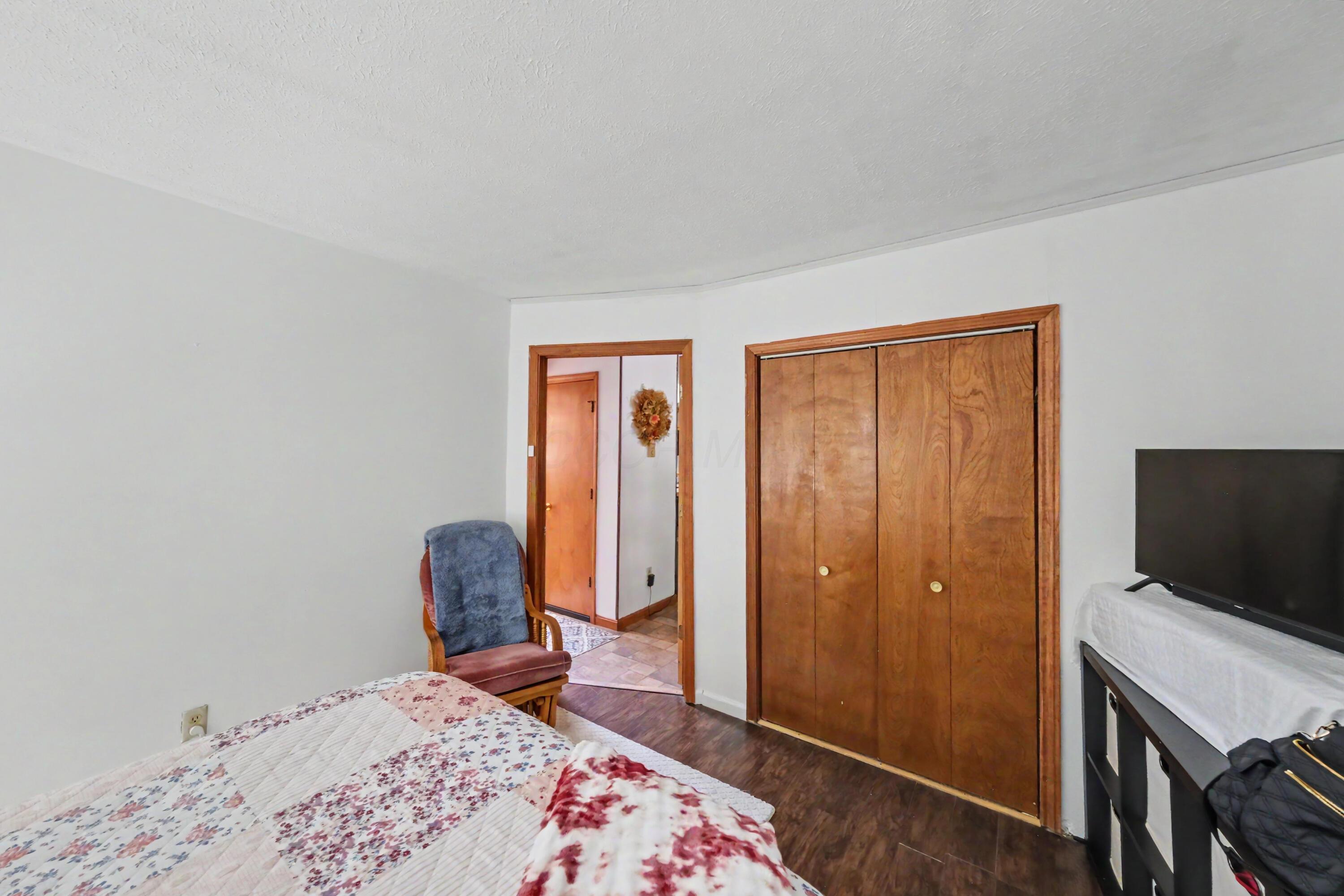 972 Reed Road Property Photo 17