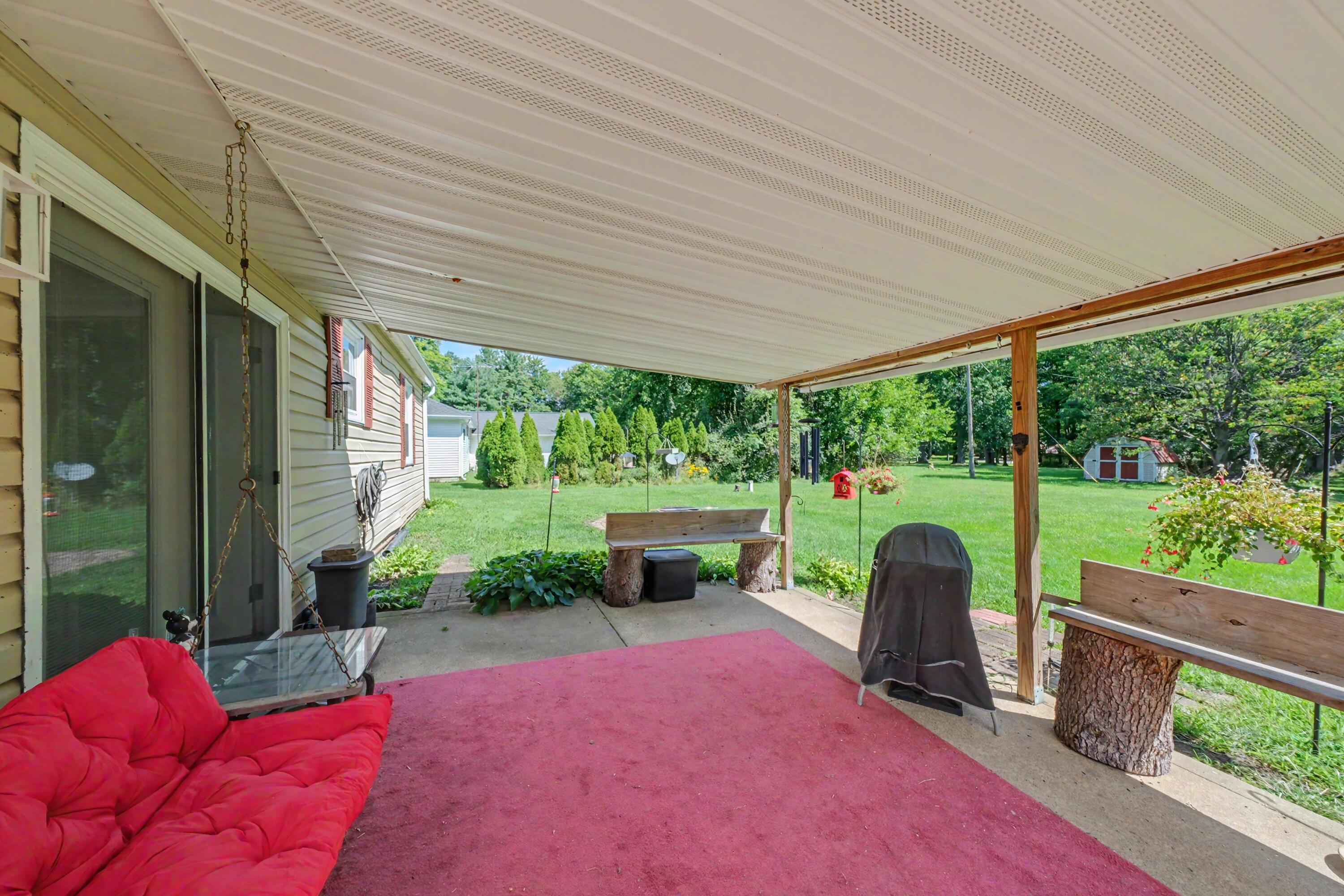 972 Reed Road Property Photo 24