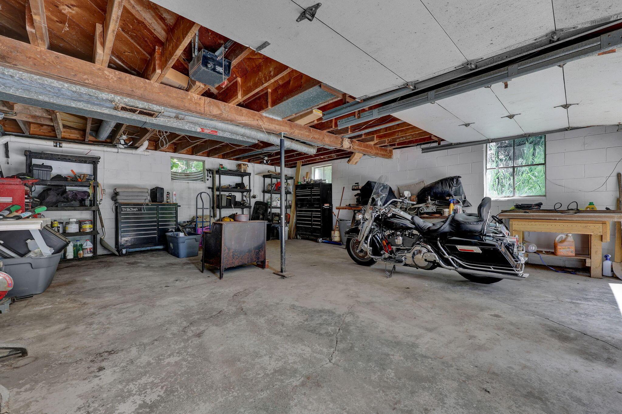 11227 Blue Jay Road Property Photo 29