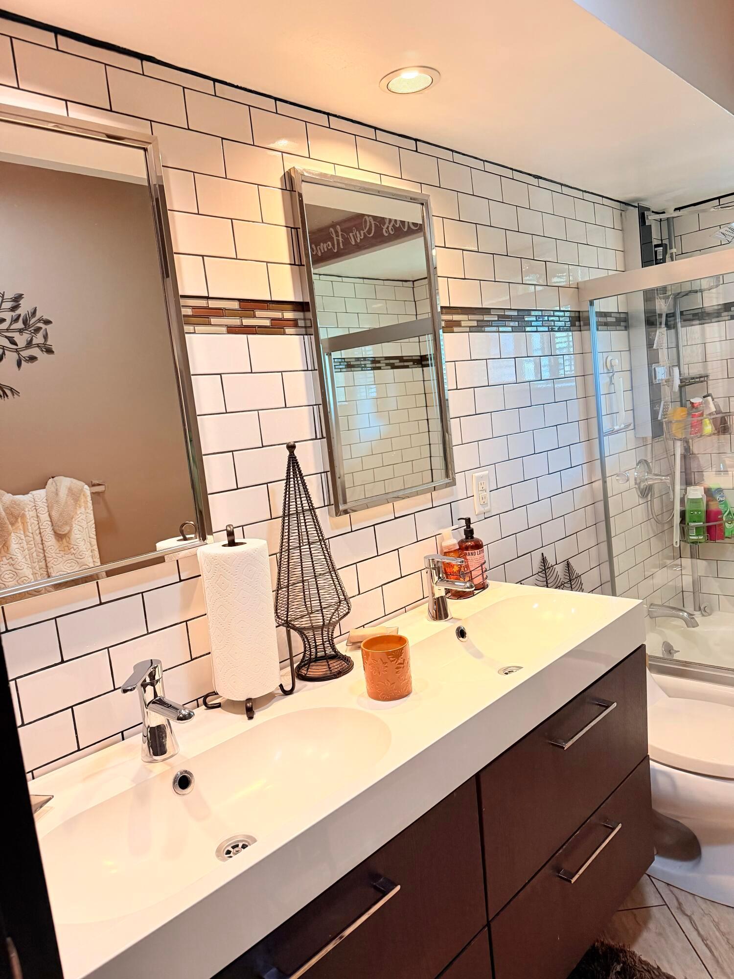 3715 Montclair Drive Property Photo 15