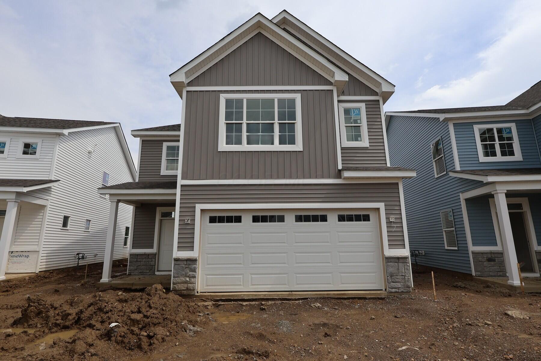 1023 Dawsons Drive Property Photo 1