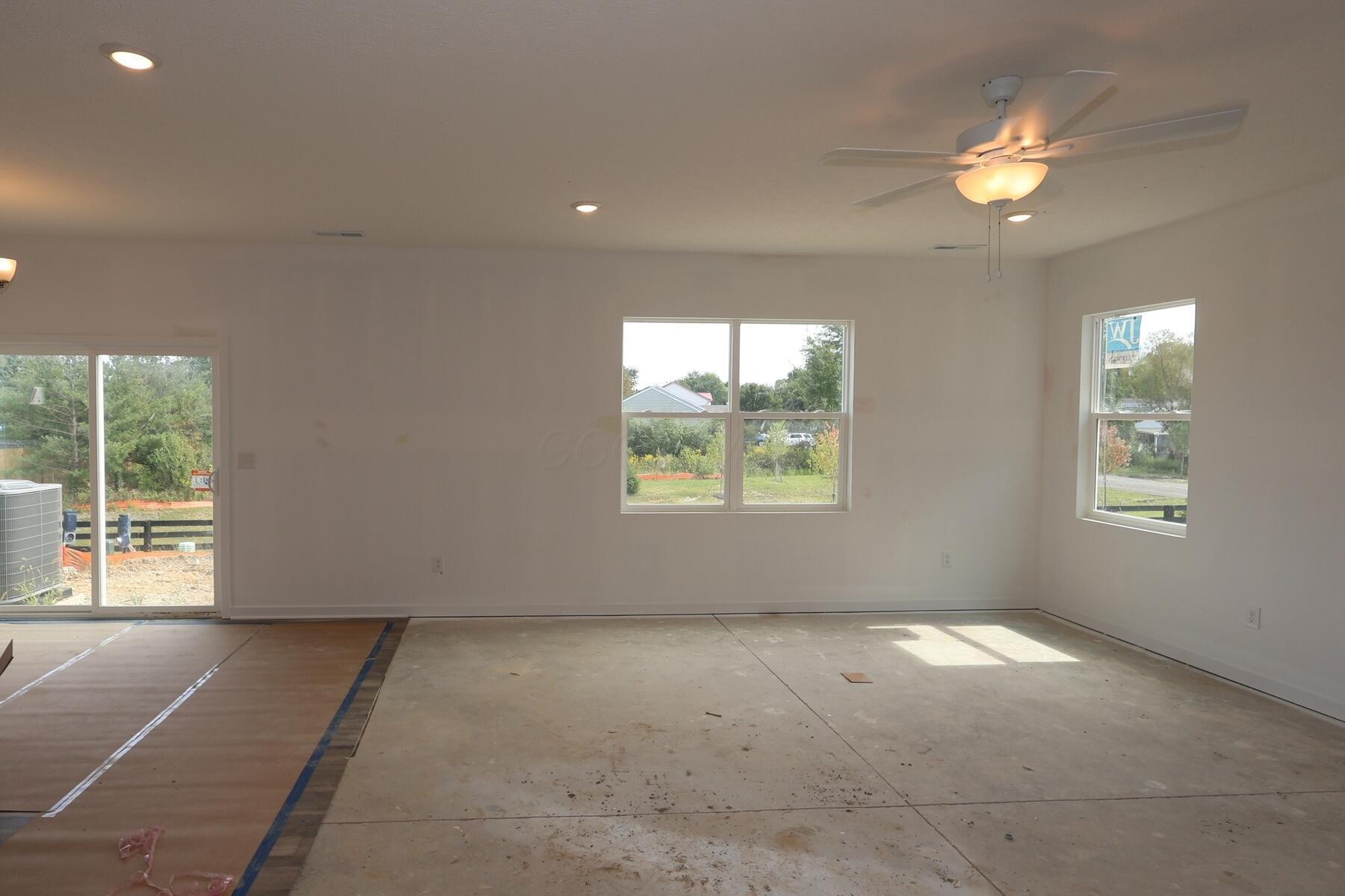 1023 Dawsons Drive Property Photo 3