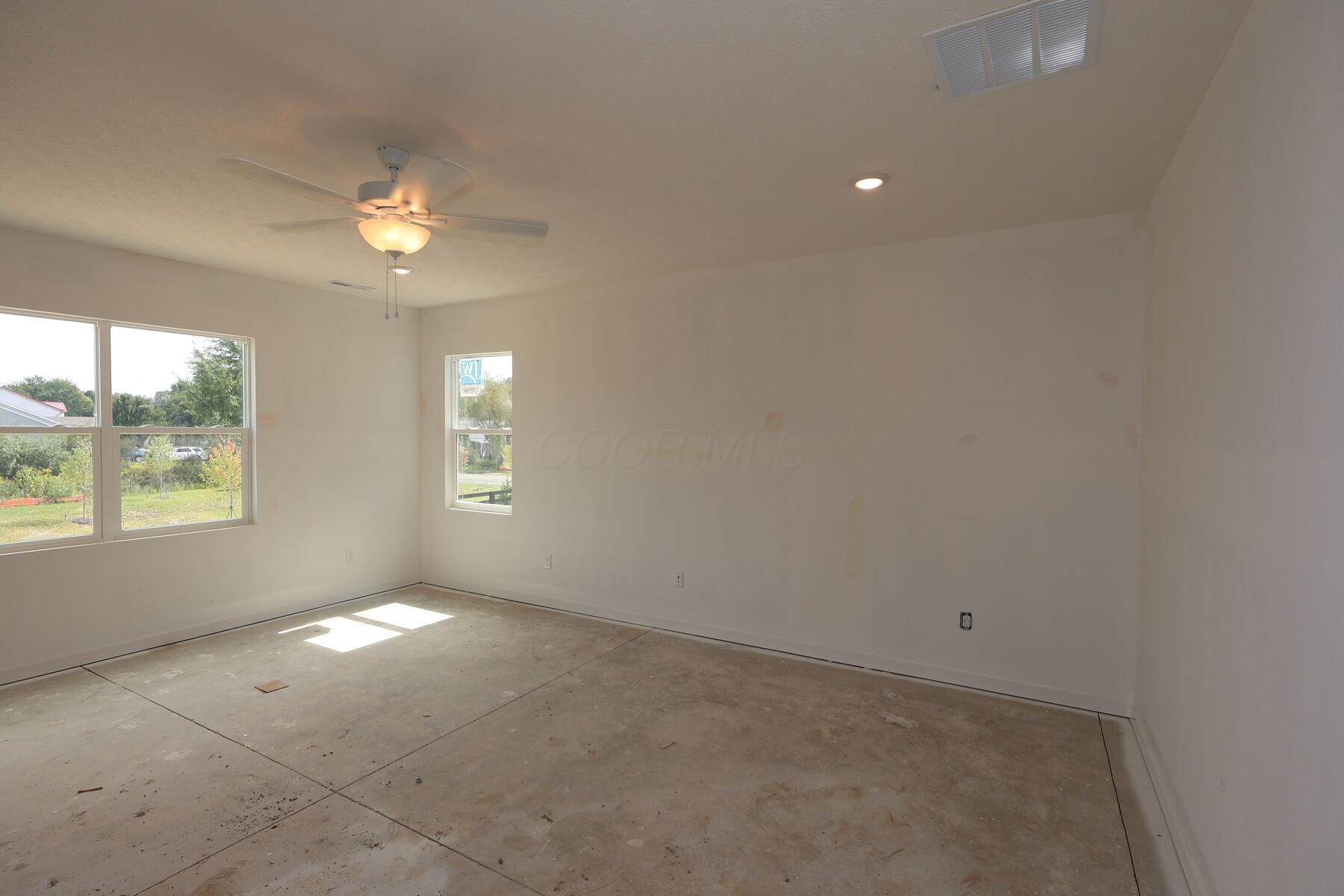 1023 Dawsons Drive Property Photo 4