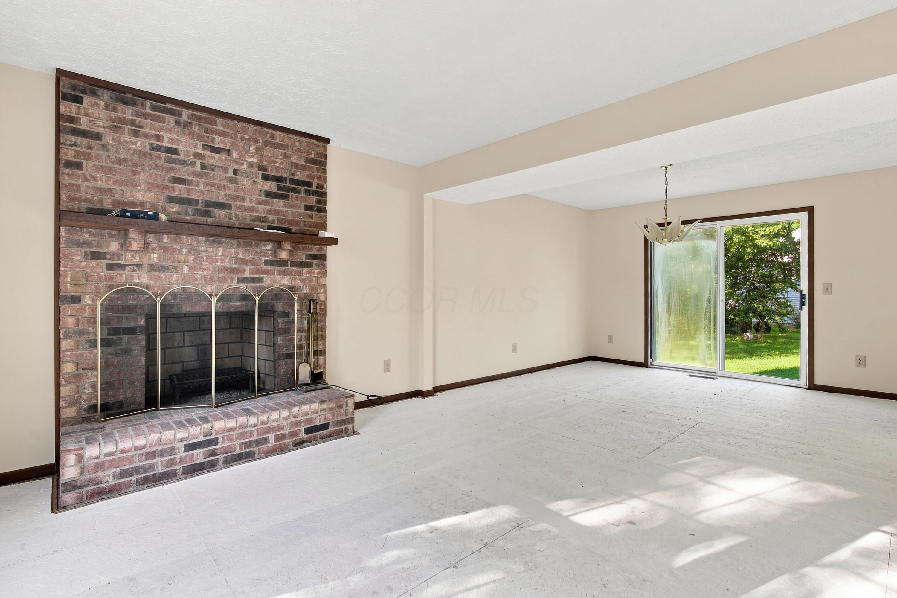 8369 Yuma Drive Property Photo 4