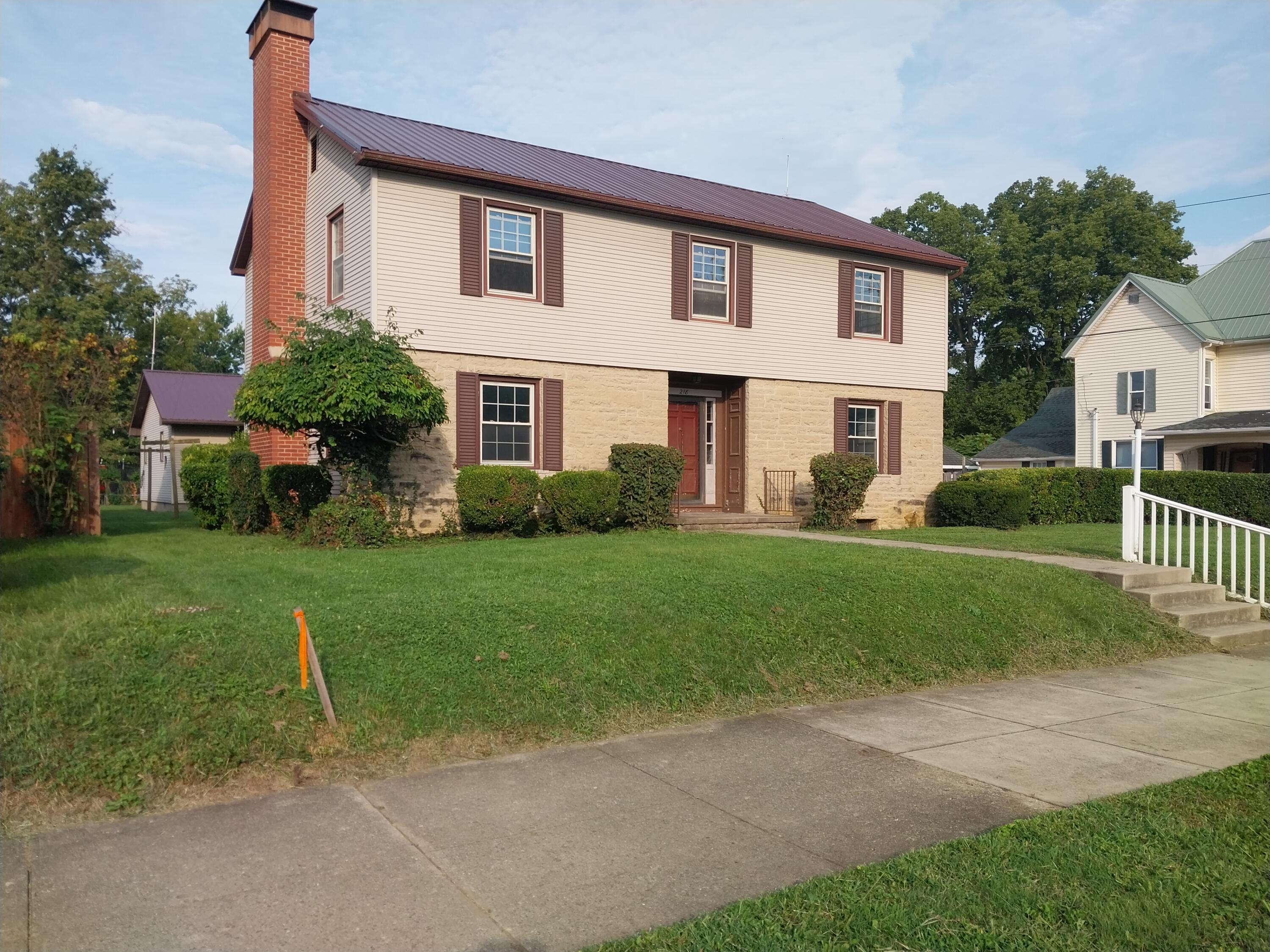 226033235 Property Photo 1