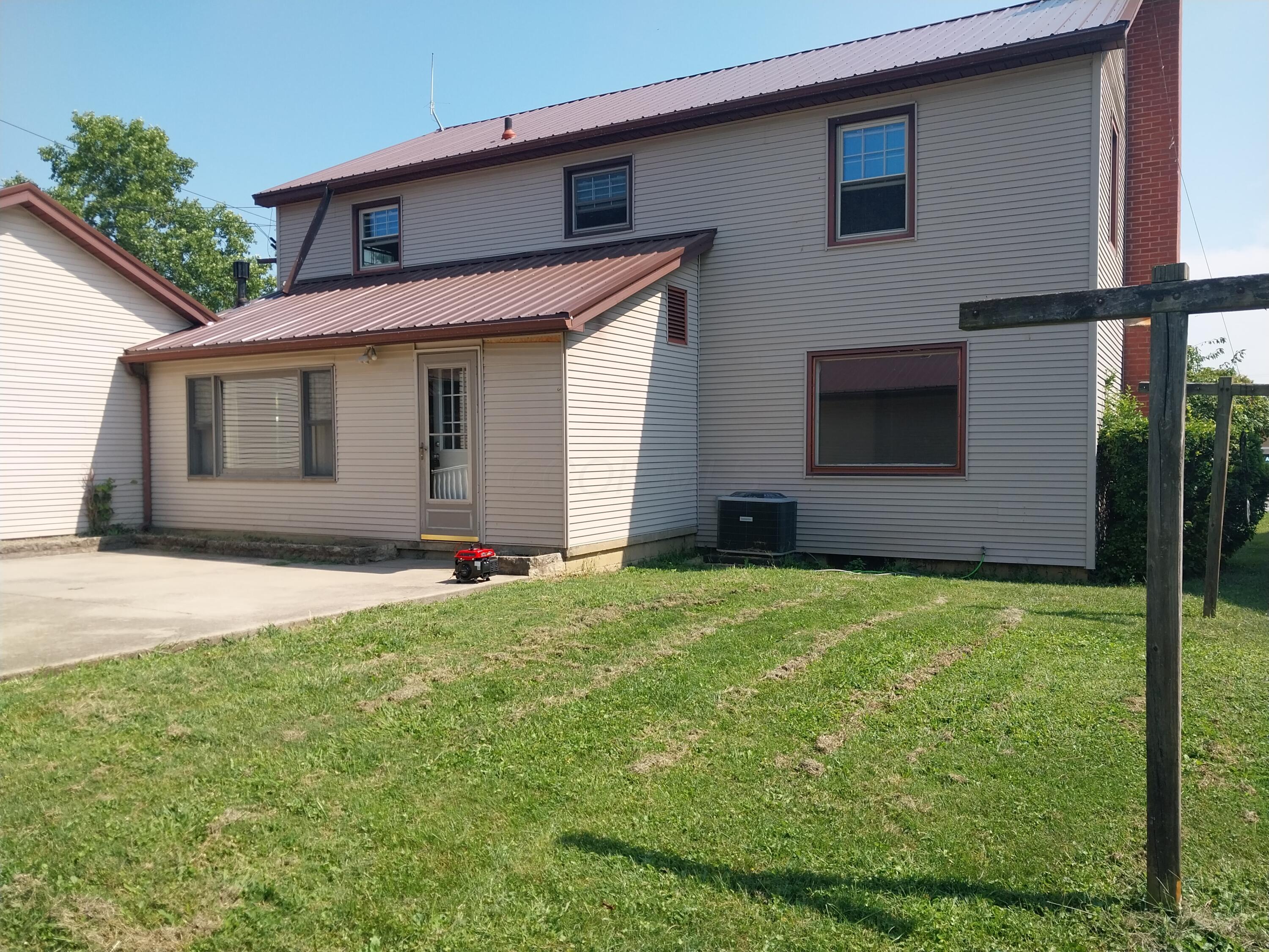 226033235 Property Photo 5