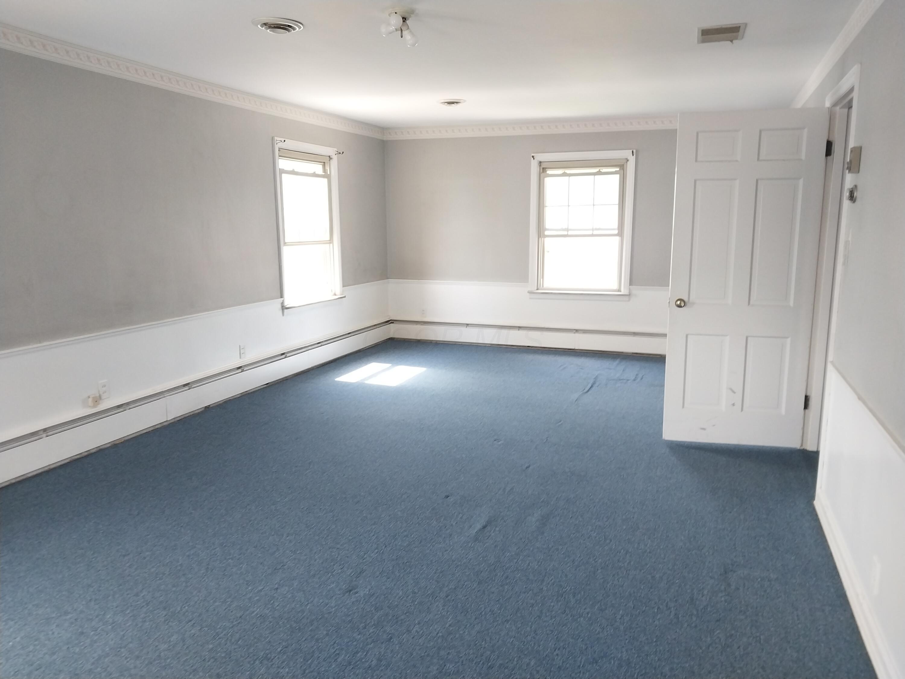 226033235 Property Photo 23