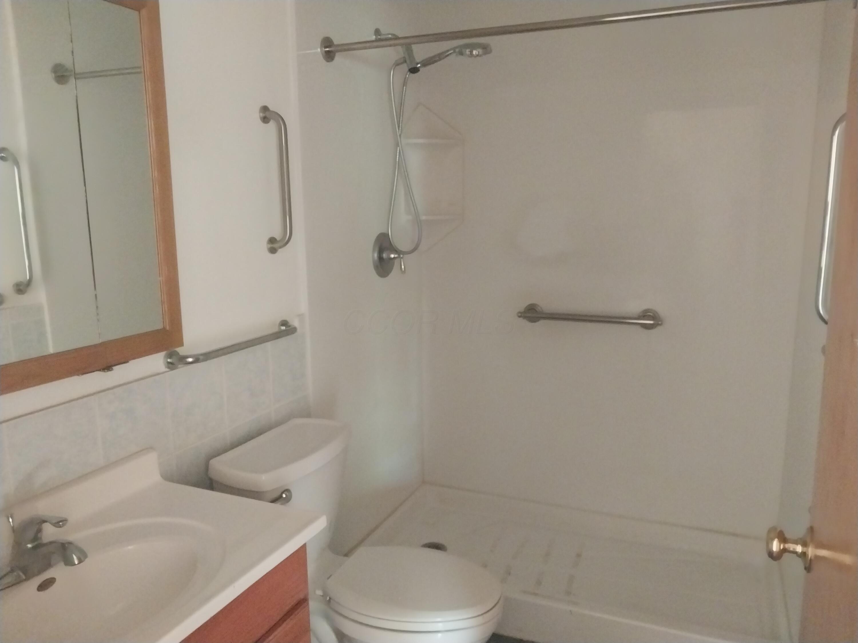 226033235 Property Photo 35