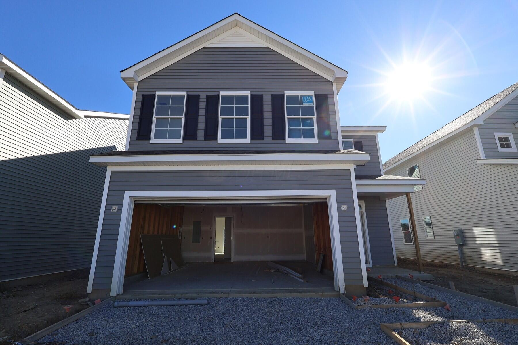 1031 Dawsons Drive Property Photo 1