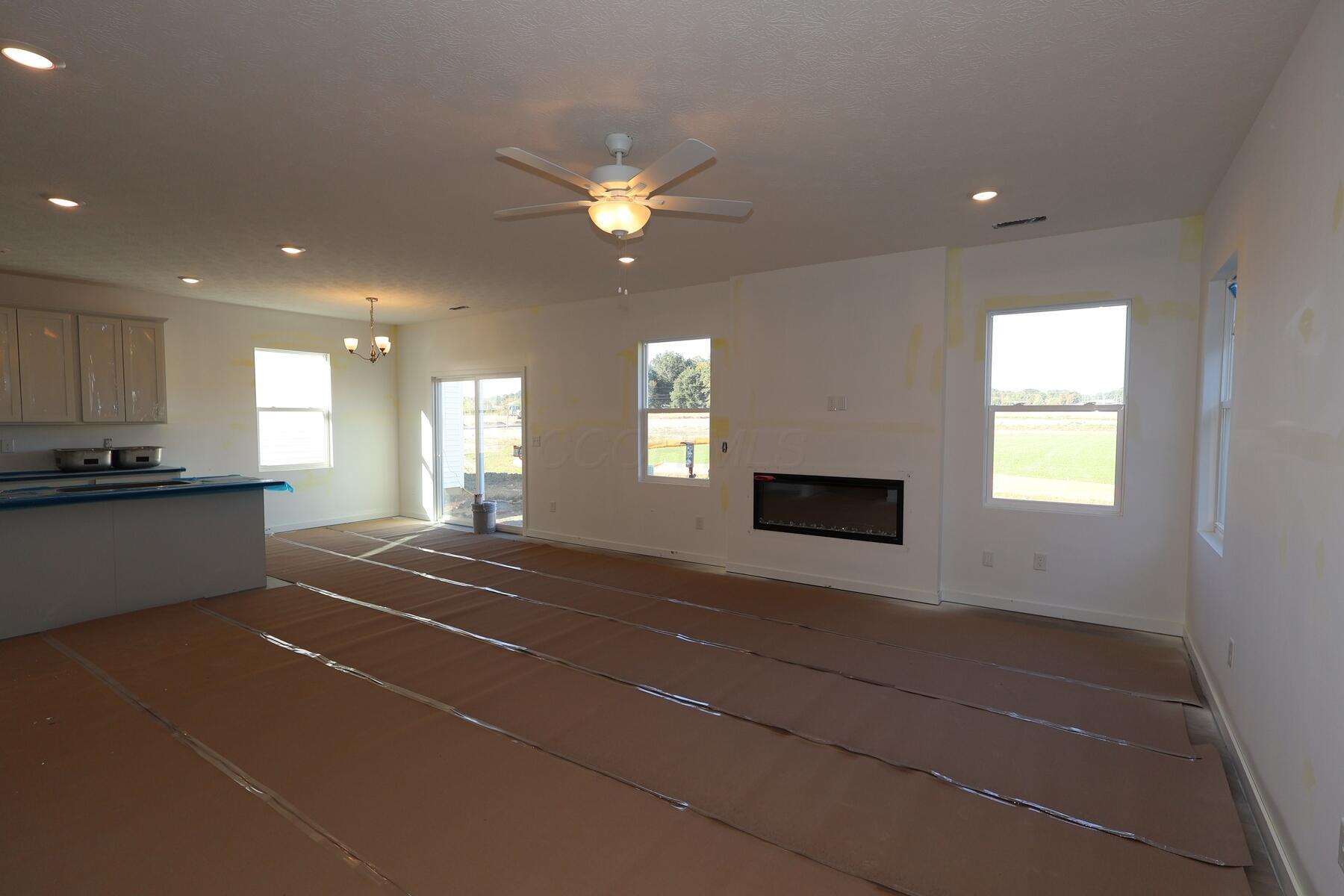 1030 Dawsons Drive Property Photo 3