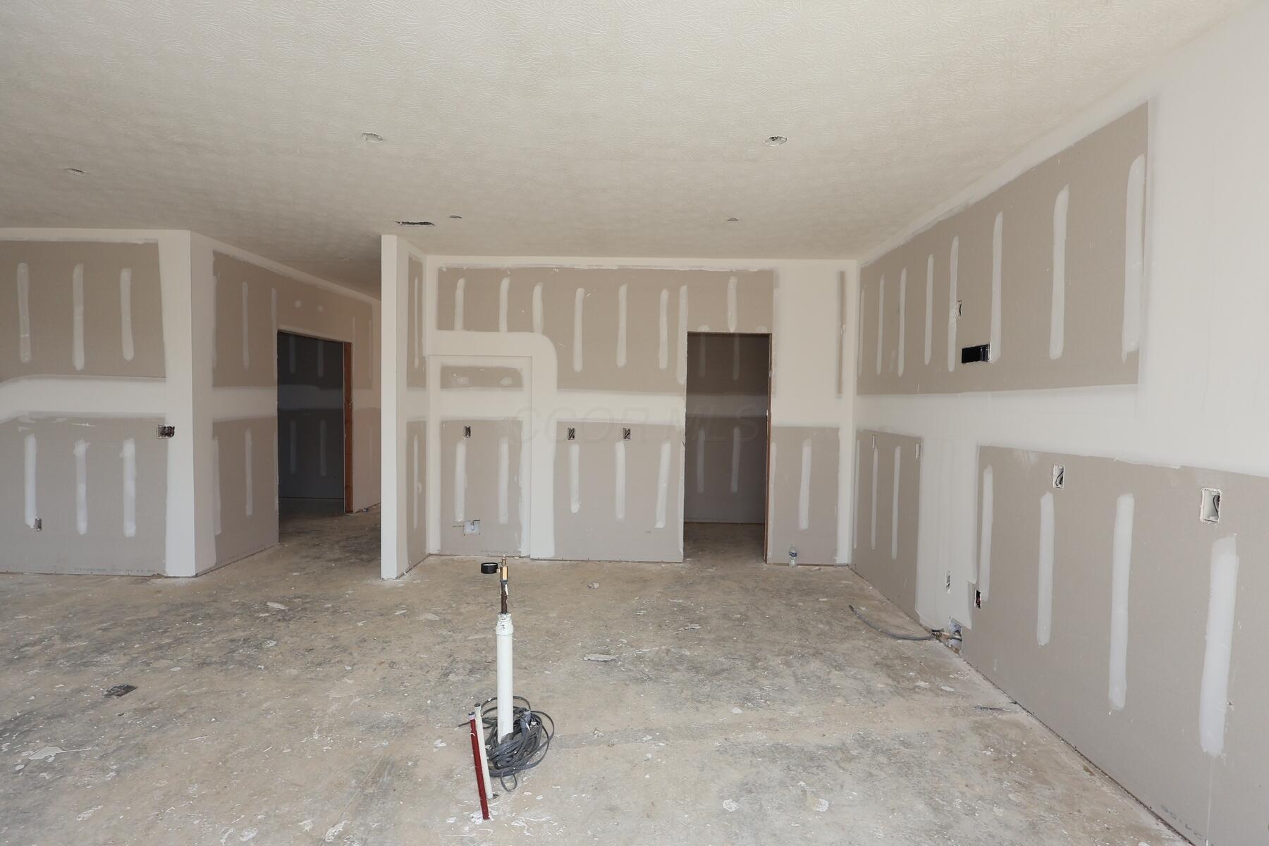 1030 Dawsons Drive Property Photo 6